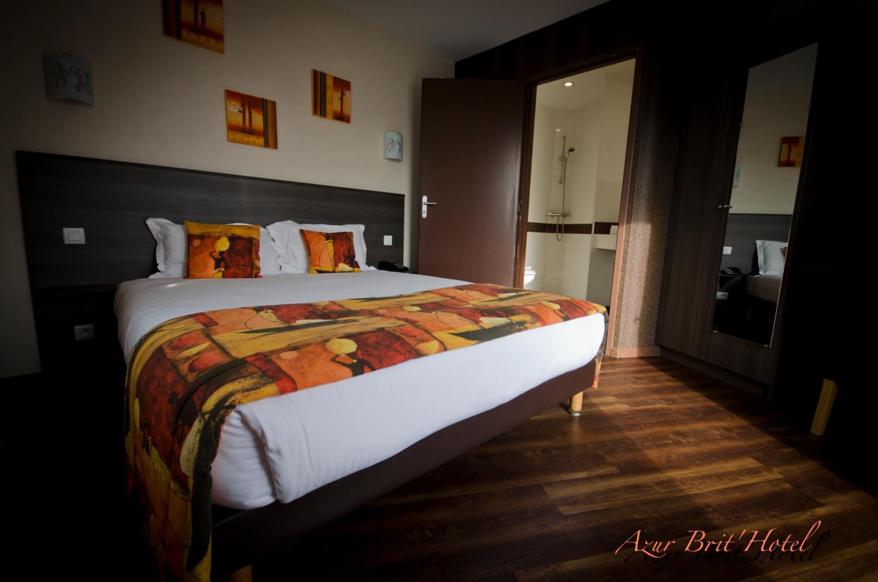 Twin Room - Photo 2