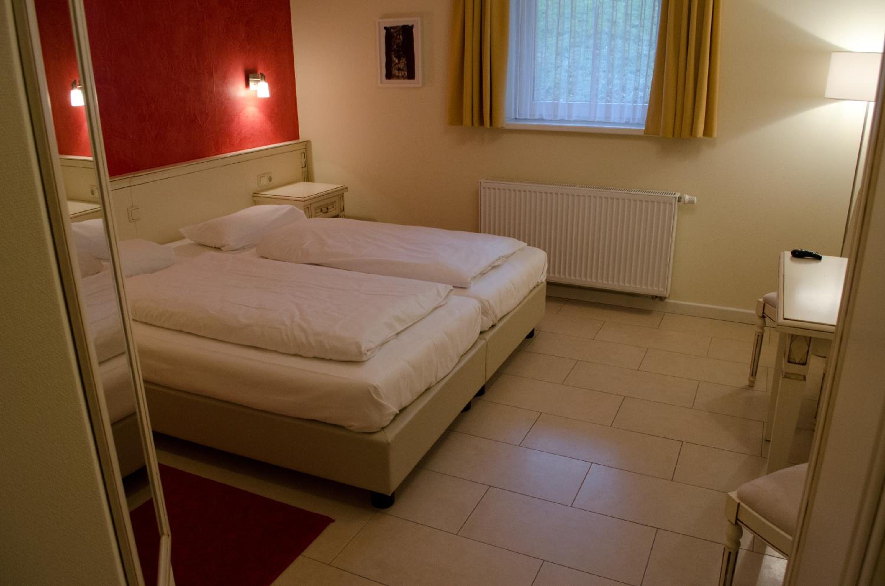 Double Room in Souterrain photo 2