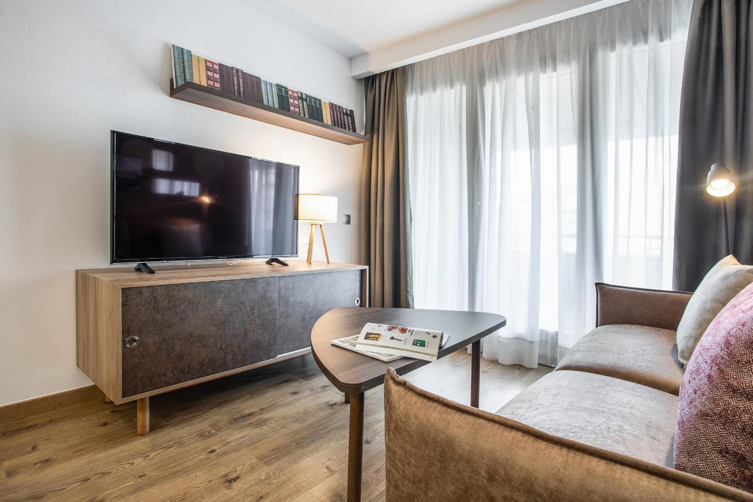  One-Bedroom Apartment (4 People) - Photo 10