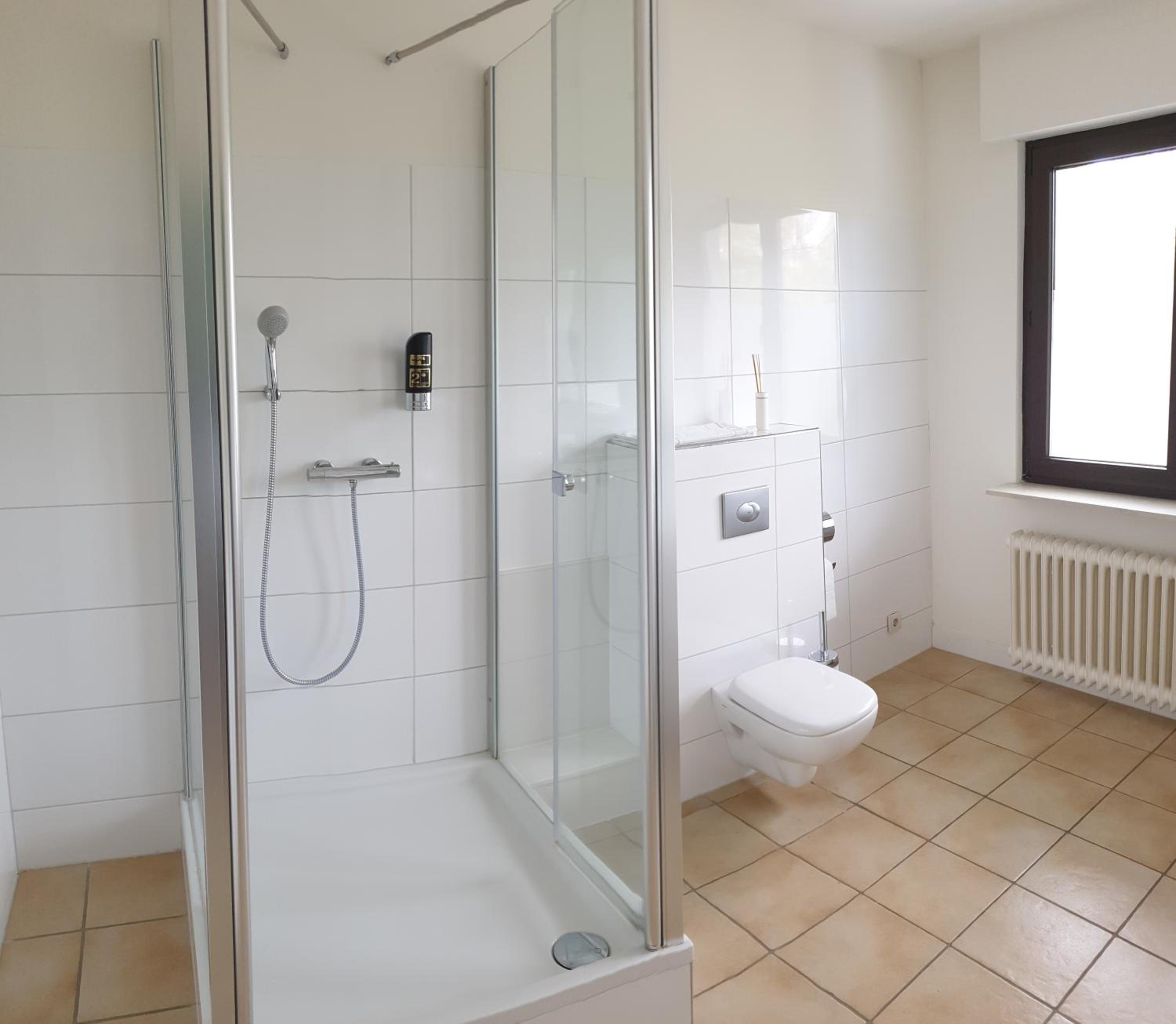 Double Room - Photo 6