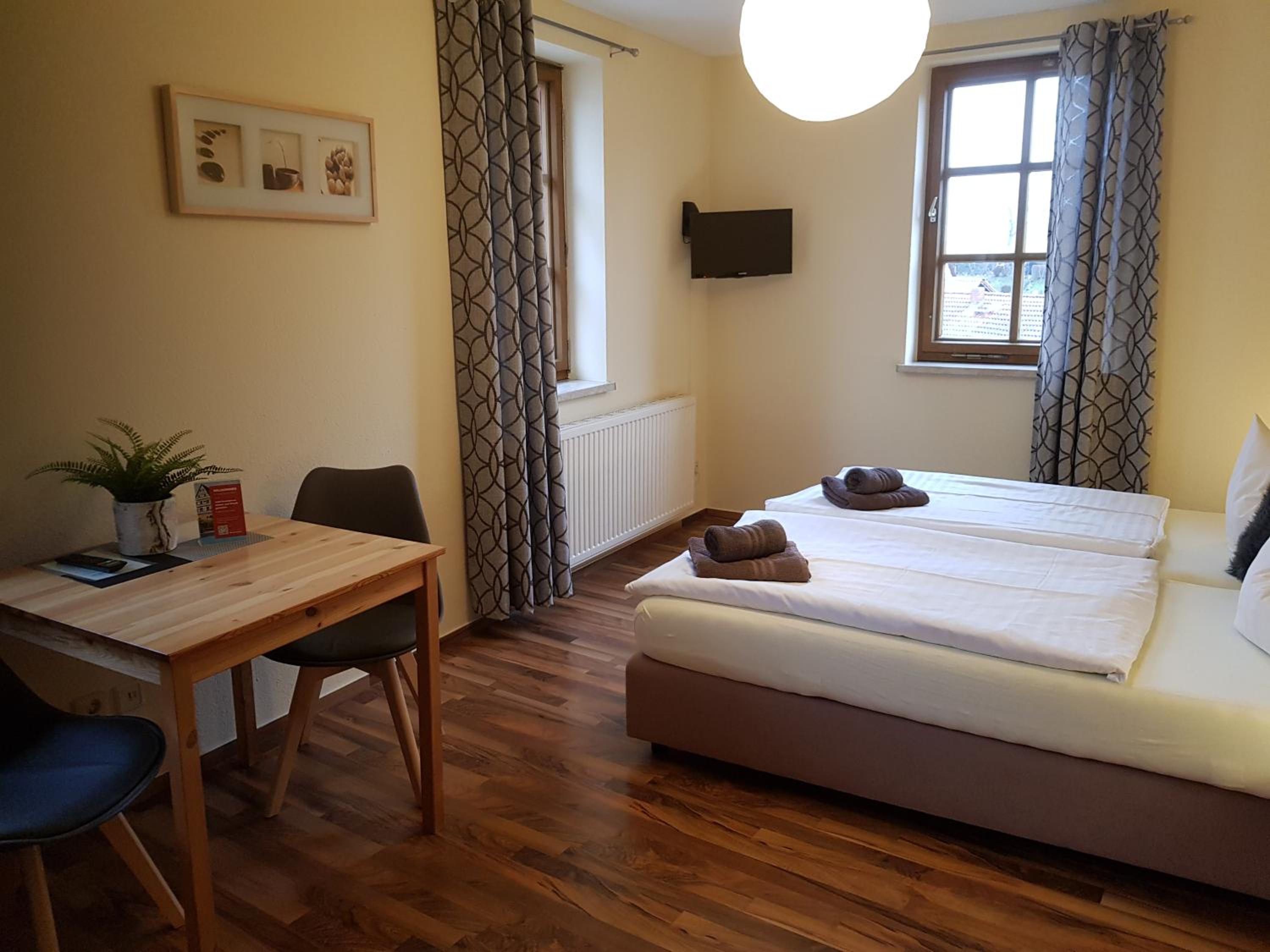 Double Room - Photo 6