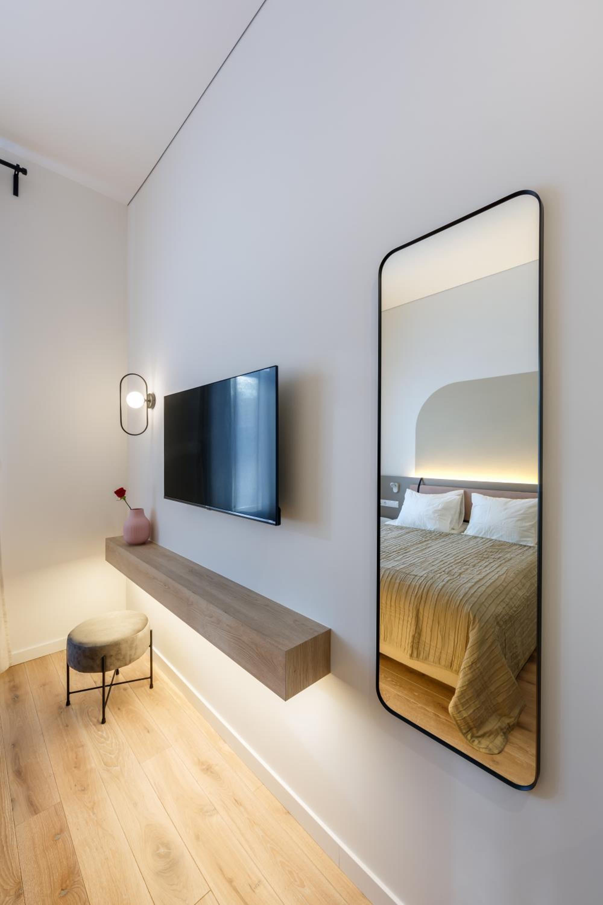 Double Room with Private Bathroom - Photo 3