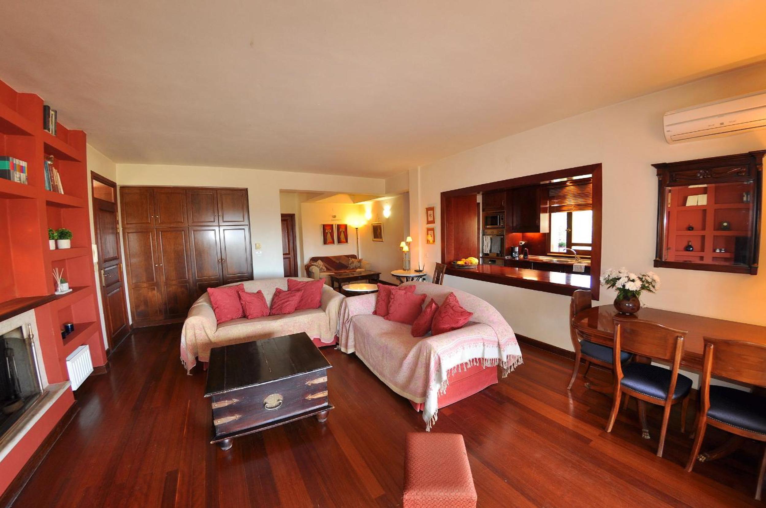 Three-Bedroom House photo 1