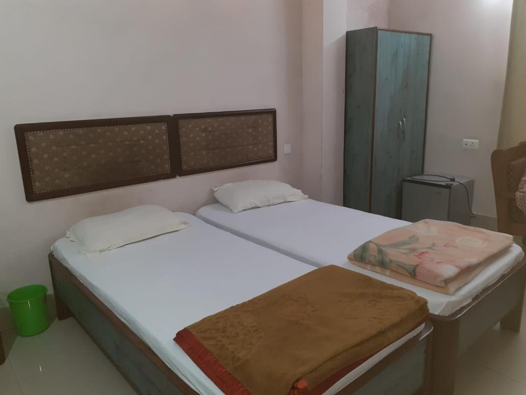 Budget Double Room photo 2
