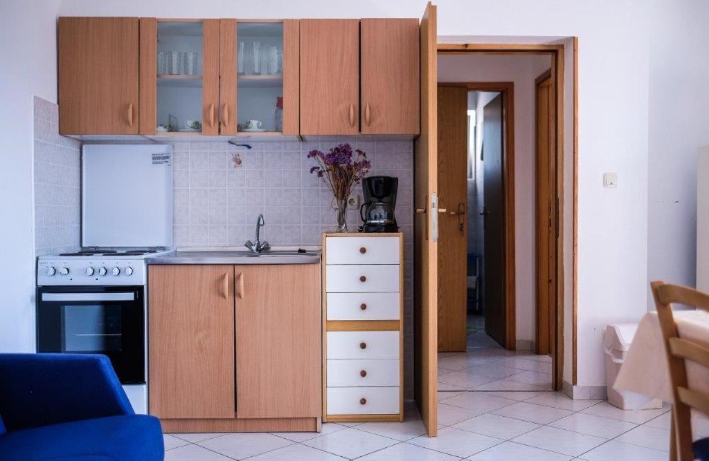 Apartment photo 2