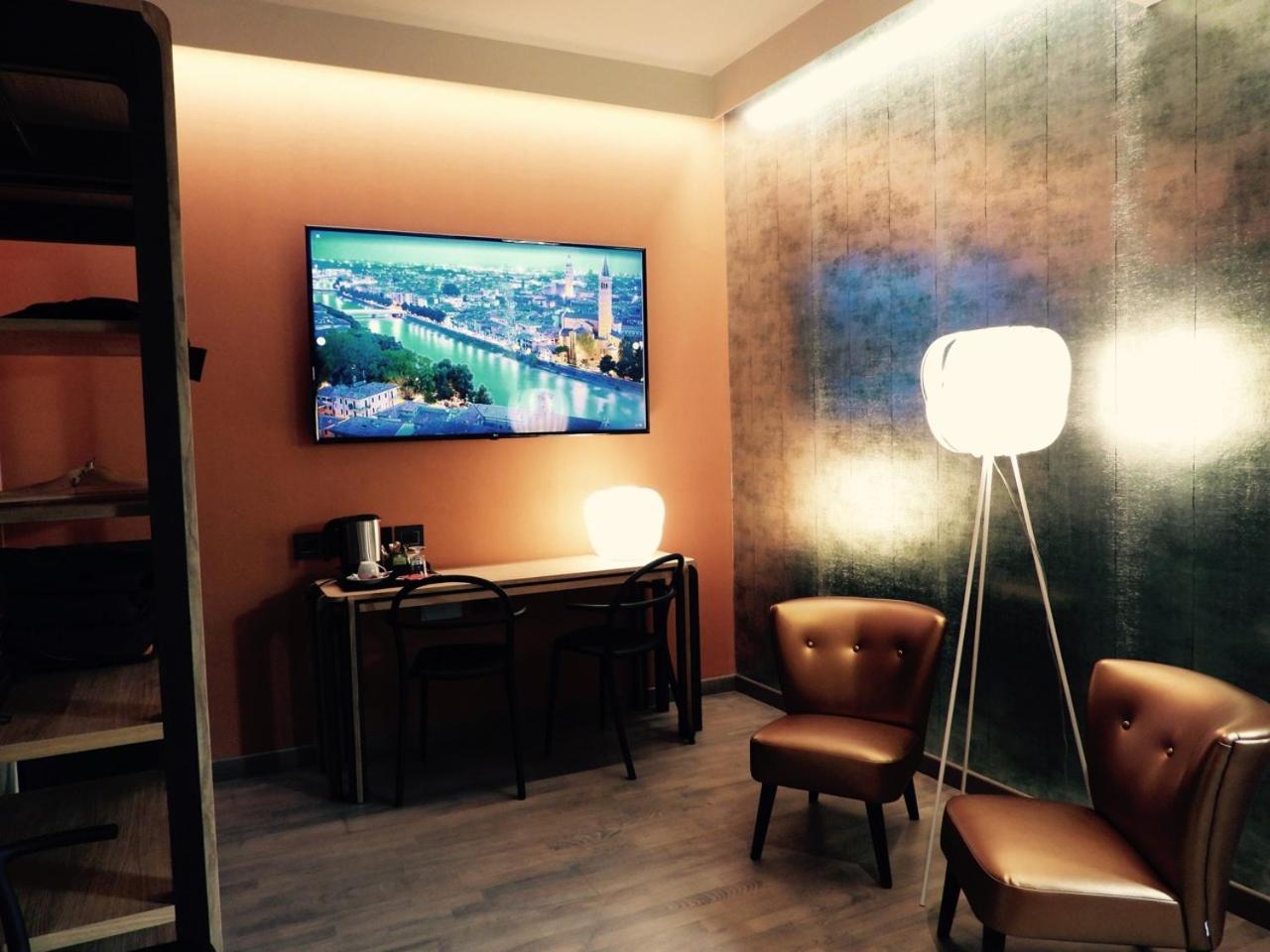Premium Triple Room - Photo 2