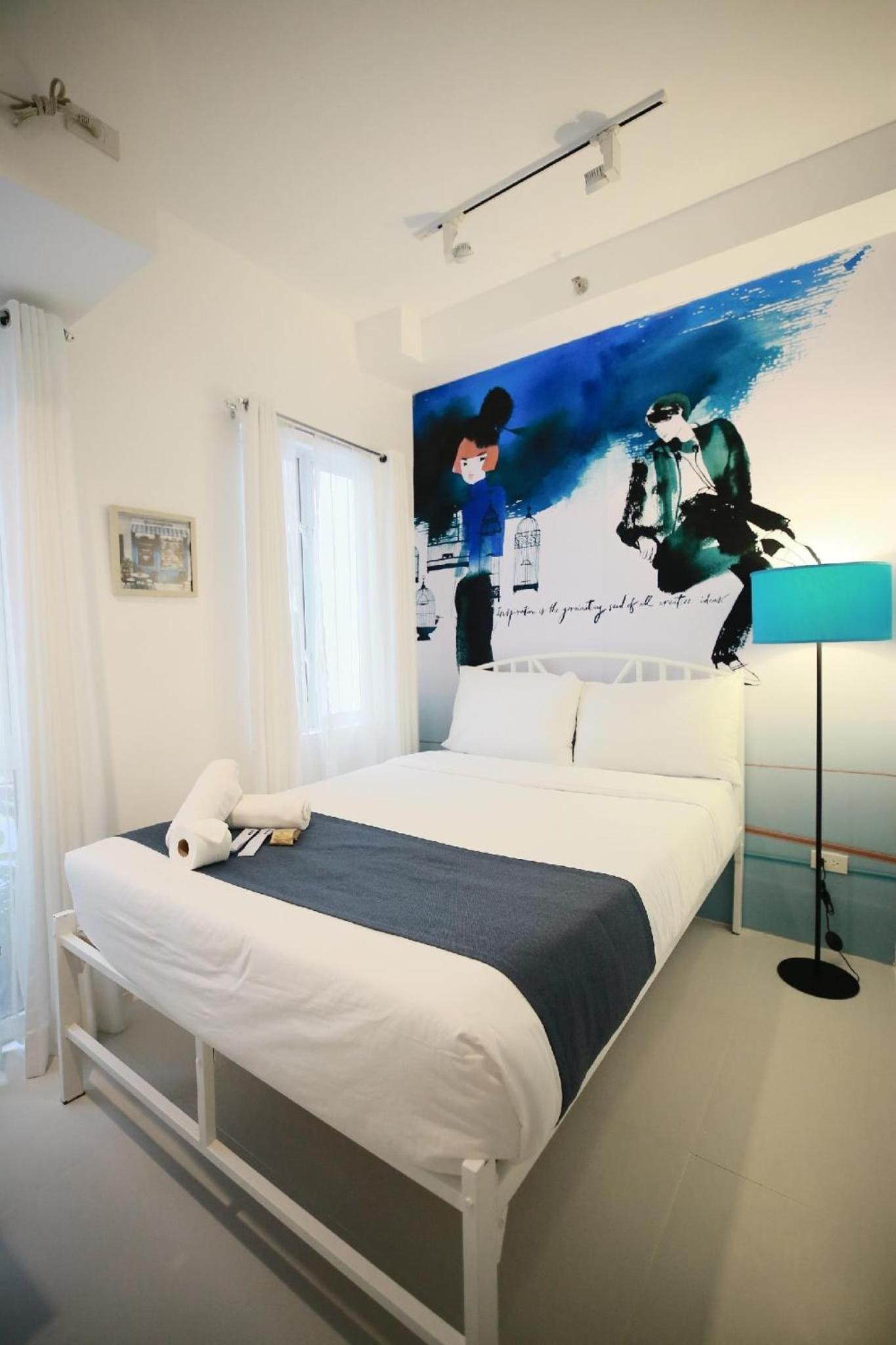 Studio Room