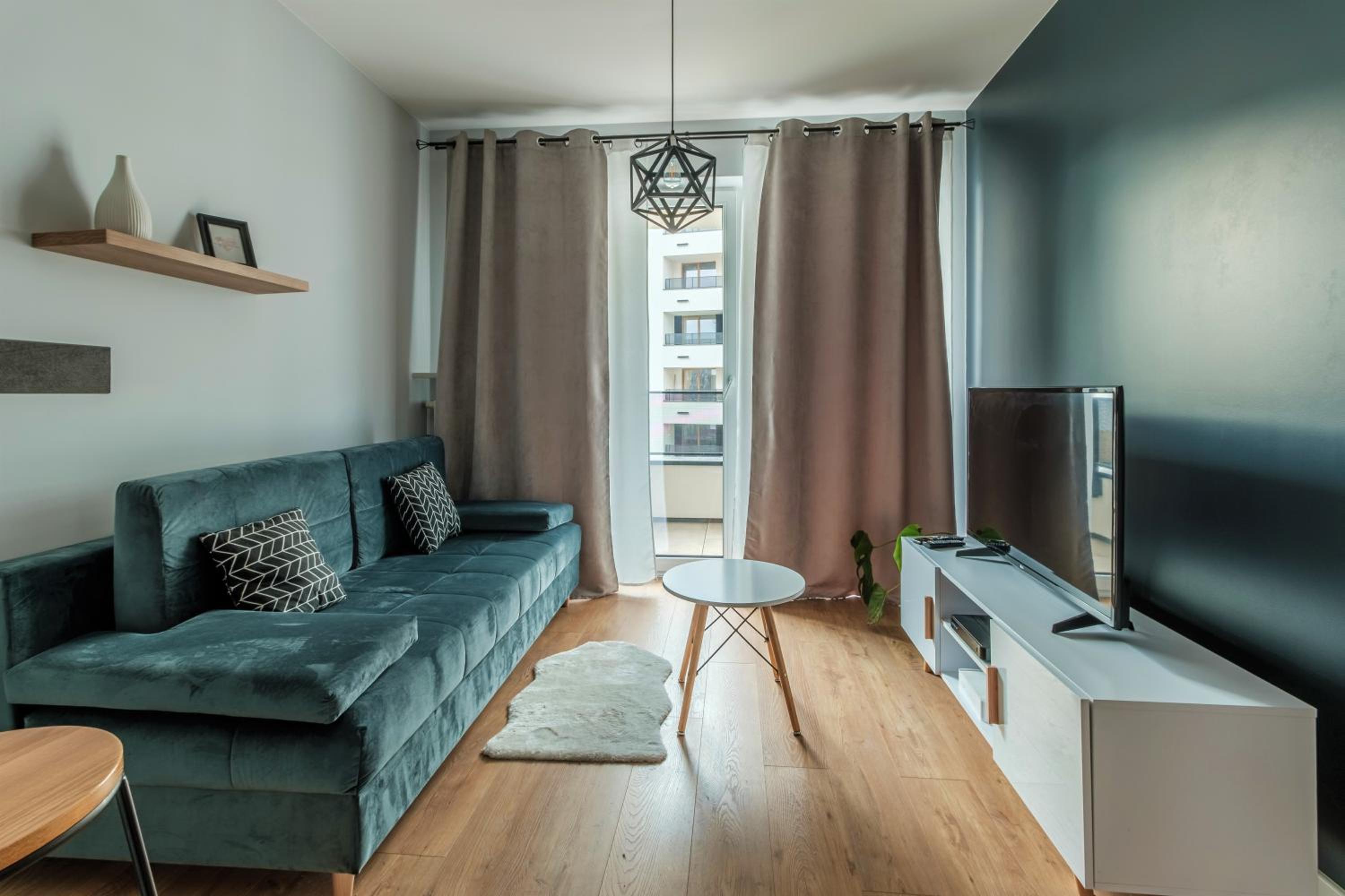 One-Bedroom Apartment - Photo 19