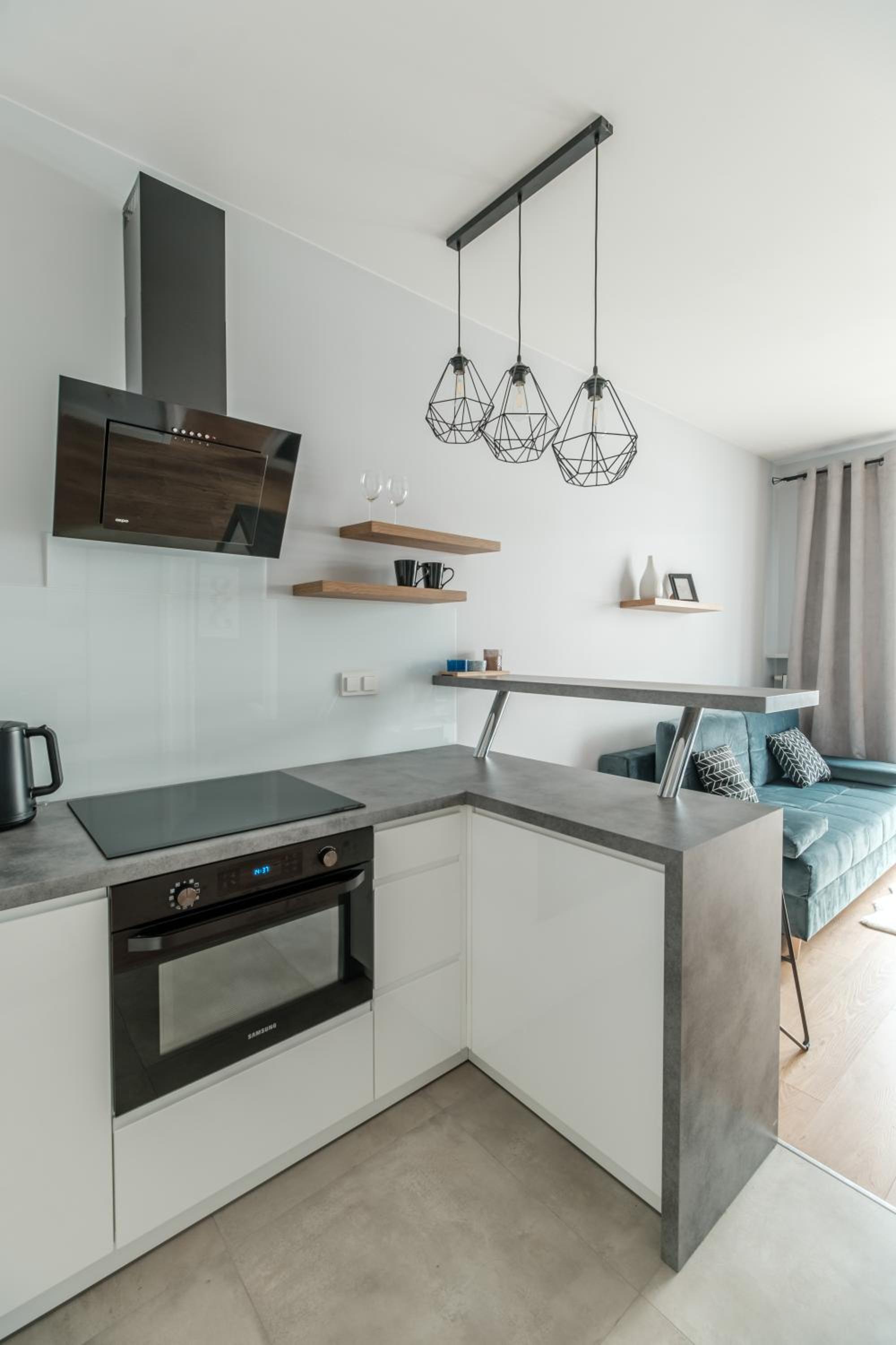 One-Bedroom Apartment - Photo 12