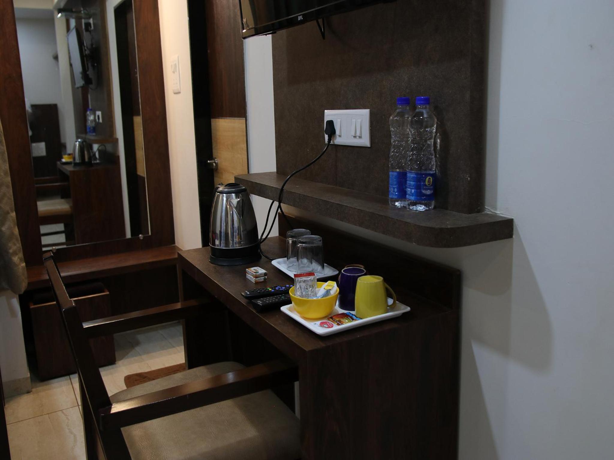 Deluxe Room Ac photo 1