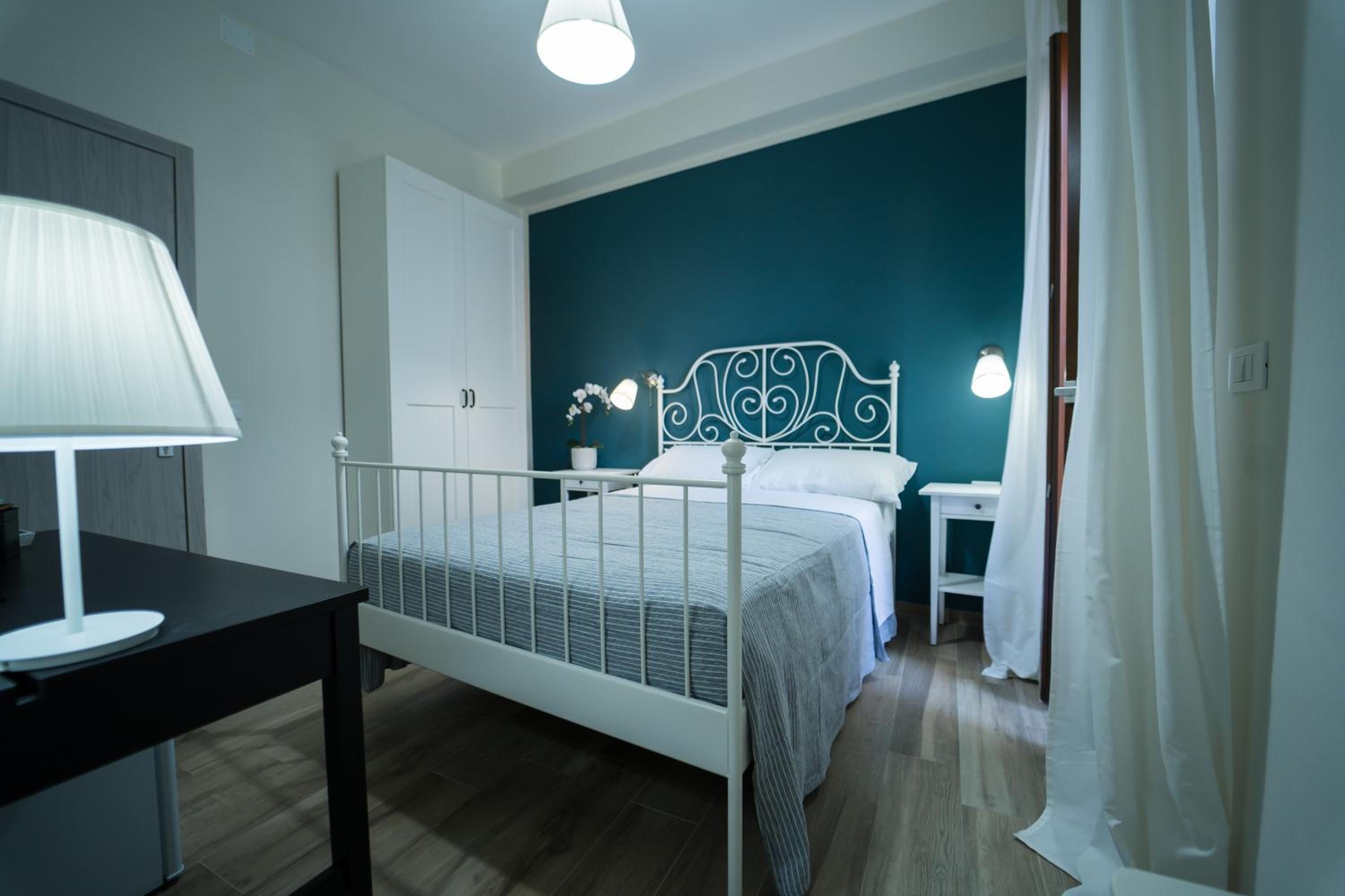 Double Room with Balcony photo 3