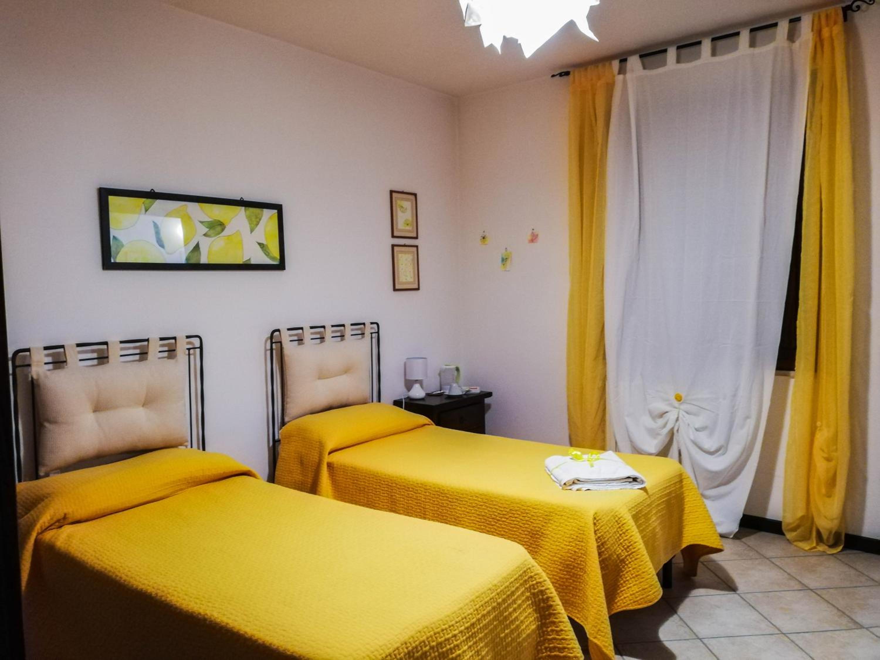 Large Double Or Twin Room photo 1