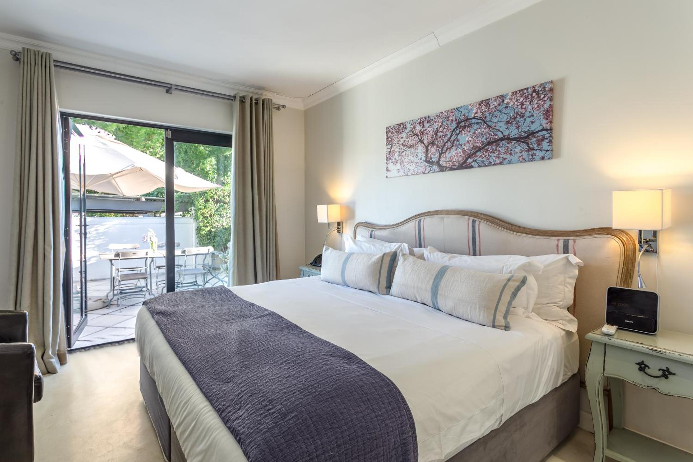 Deluxe Double Room - Downstairs - Photo 2