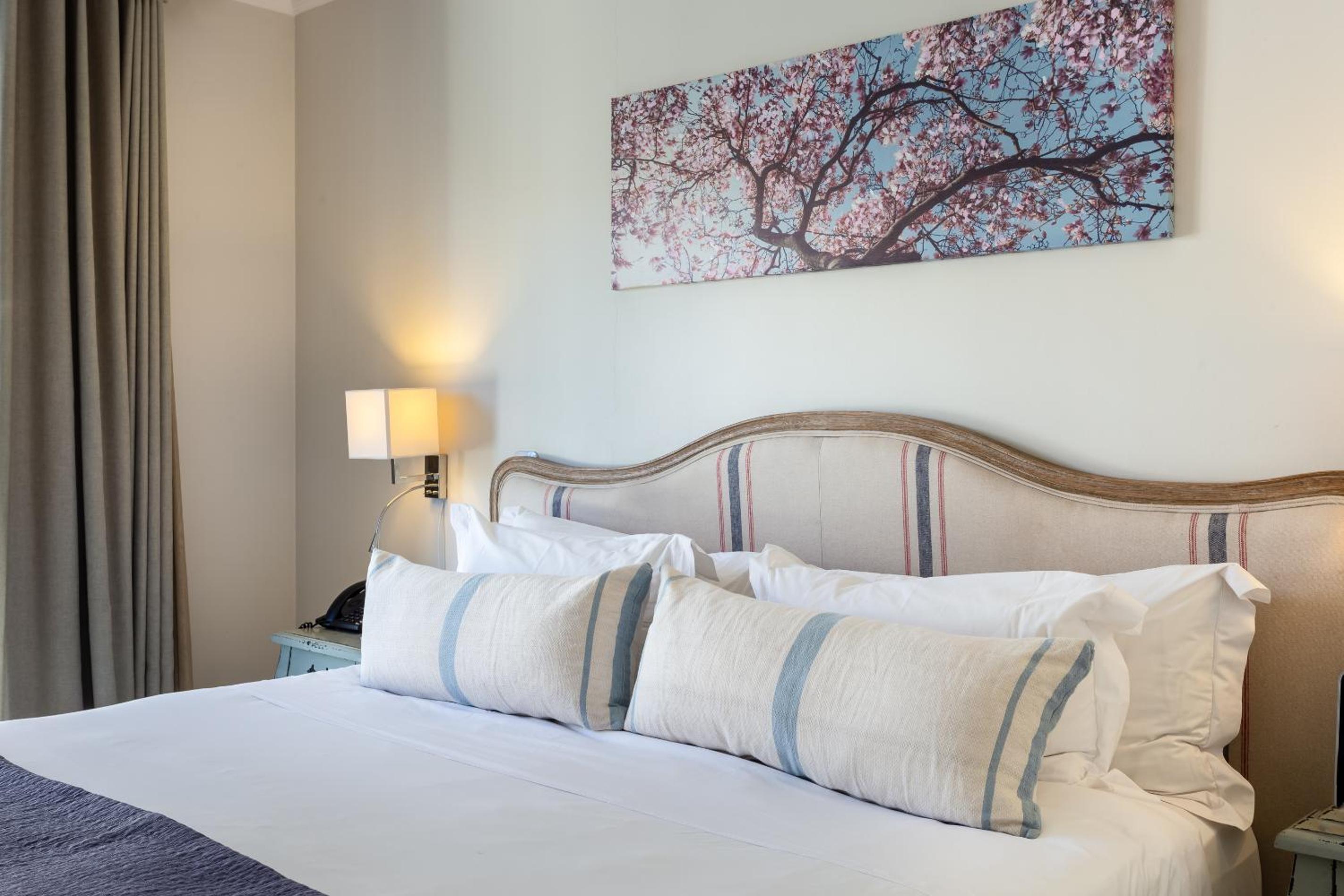 Deluxe Double Room - Downstairs - Photo 21
