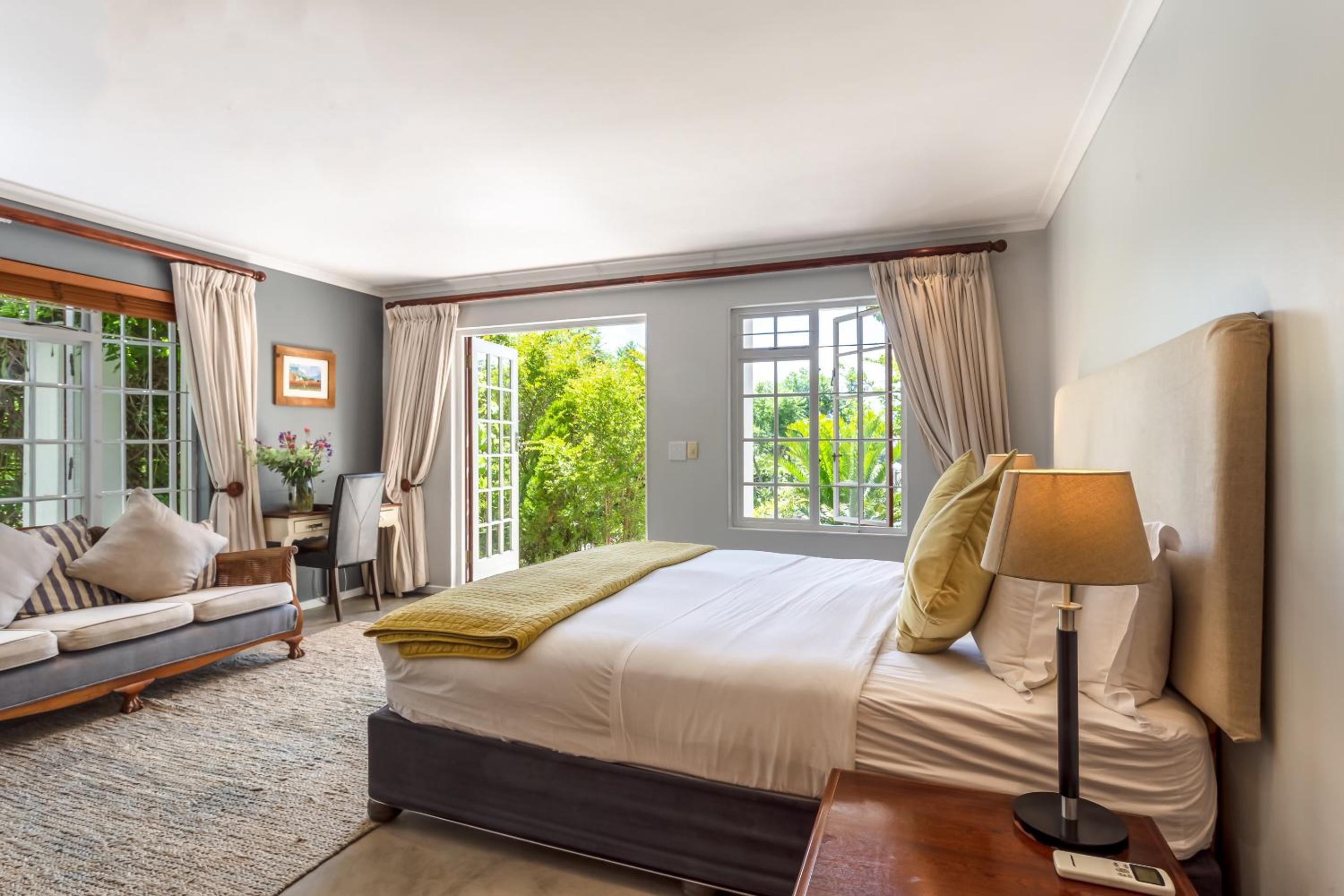 Garden Deluxe Room - Photo 18