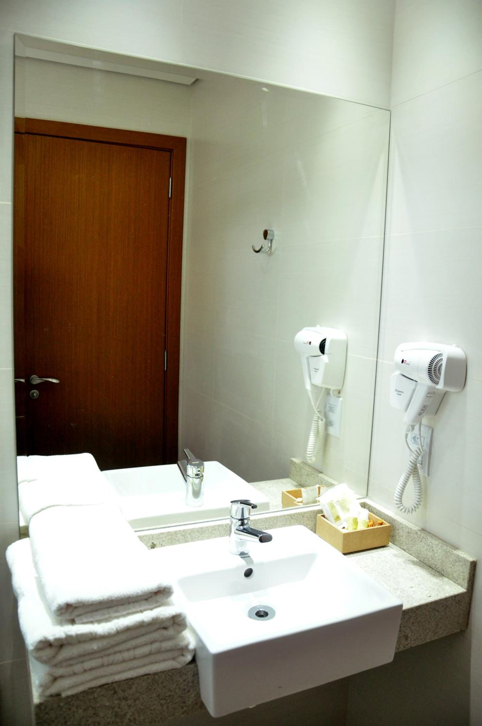 Standard Twin Room photo 3