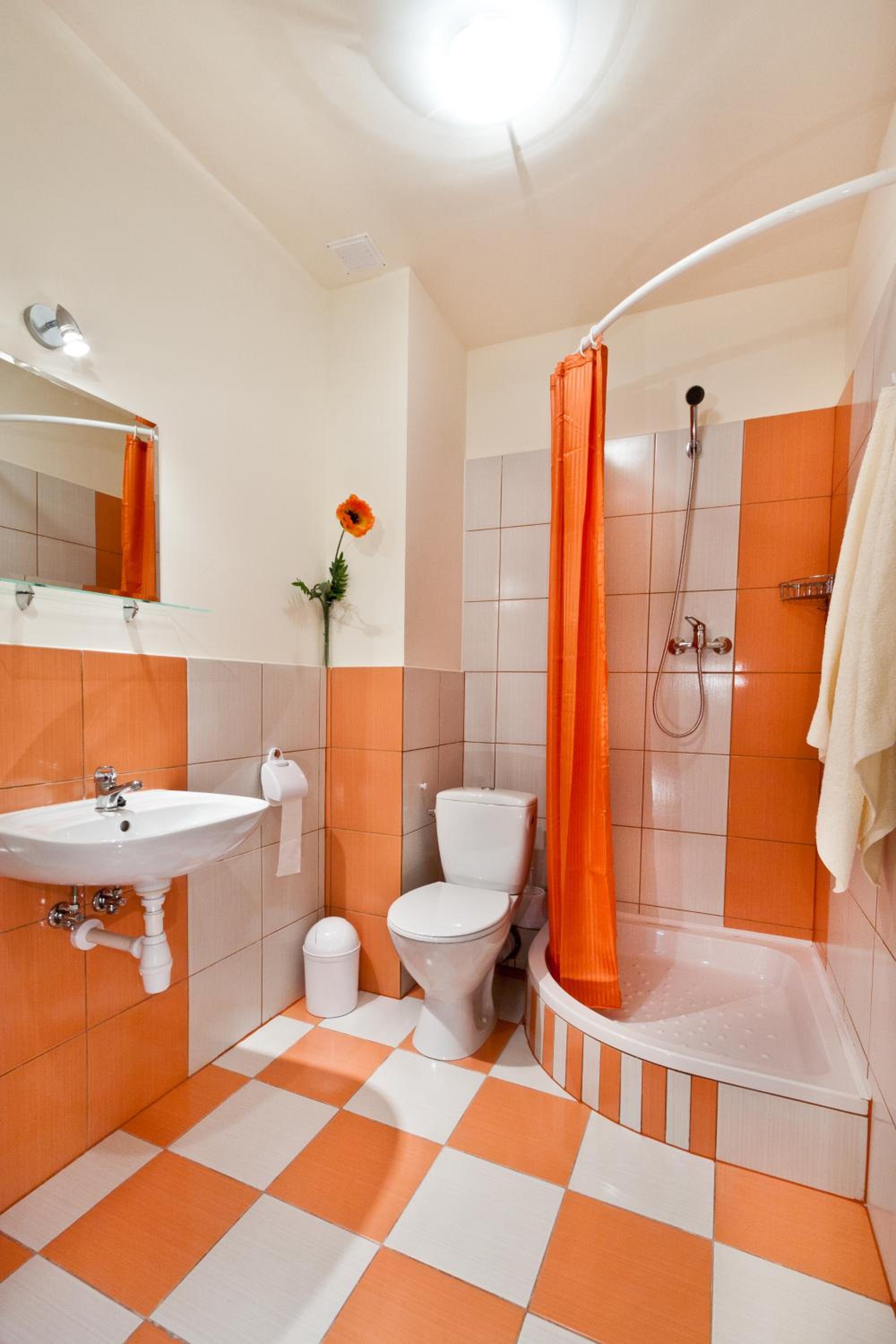 Double Room with Shared Bathroom photo 2