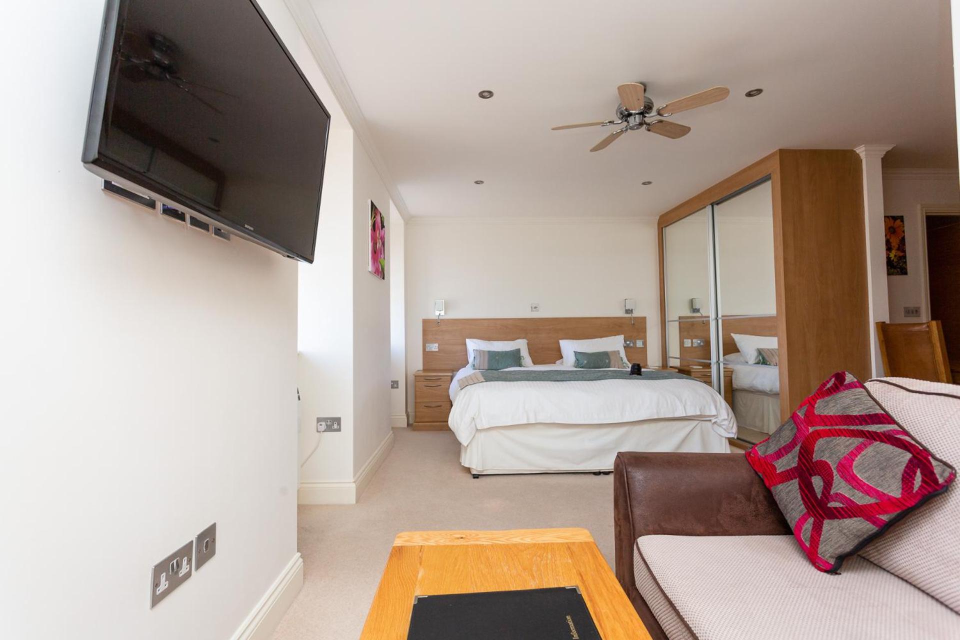 Studio with Sea View - Photo 9