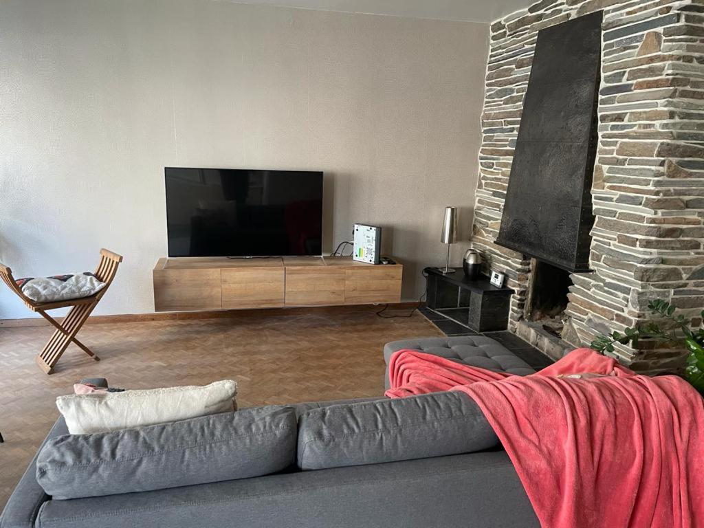 Three-Bedroom Apartment - Photo 7