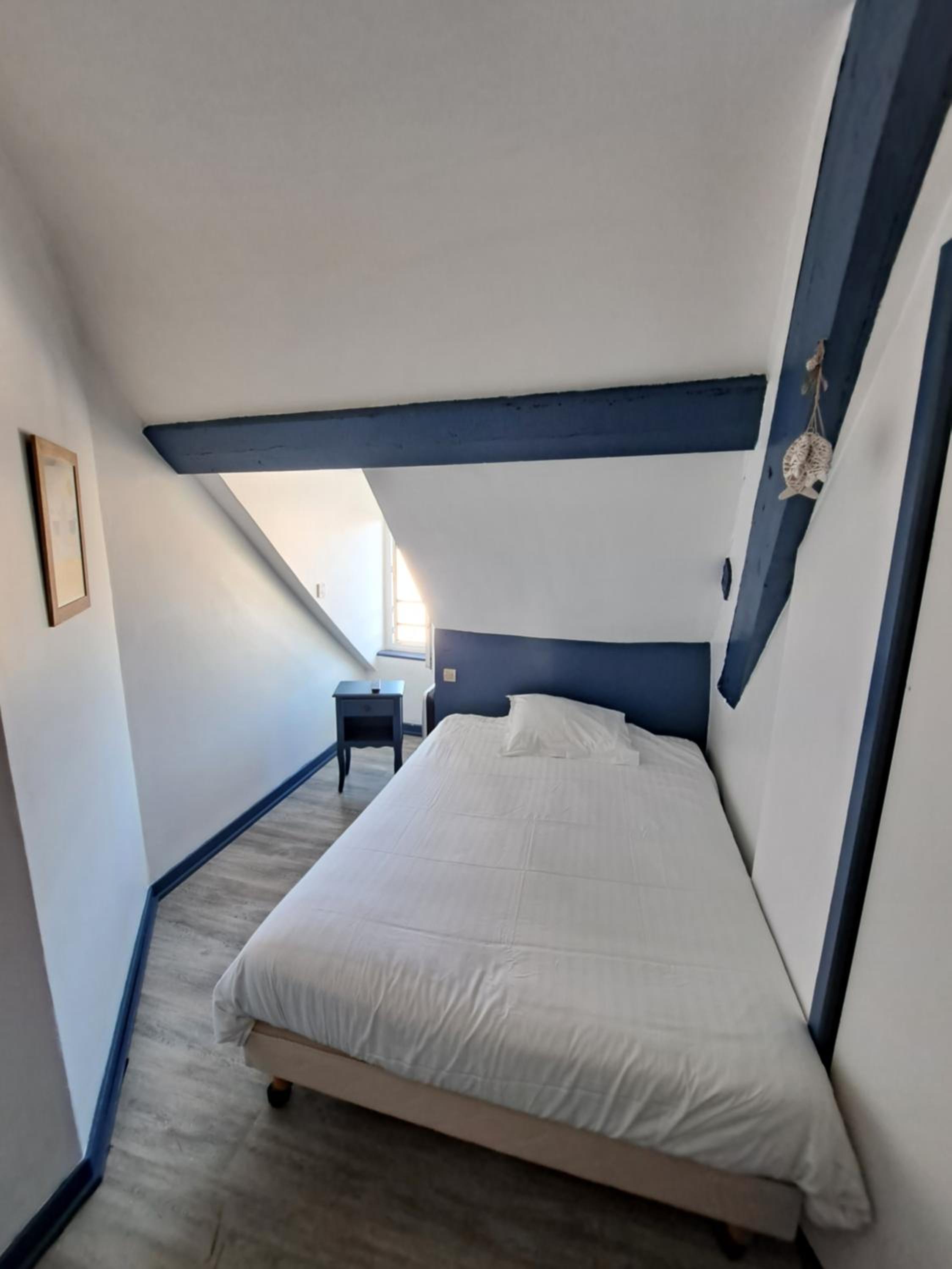 Room 10 photo 2