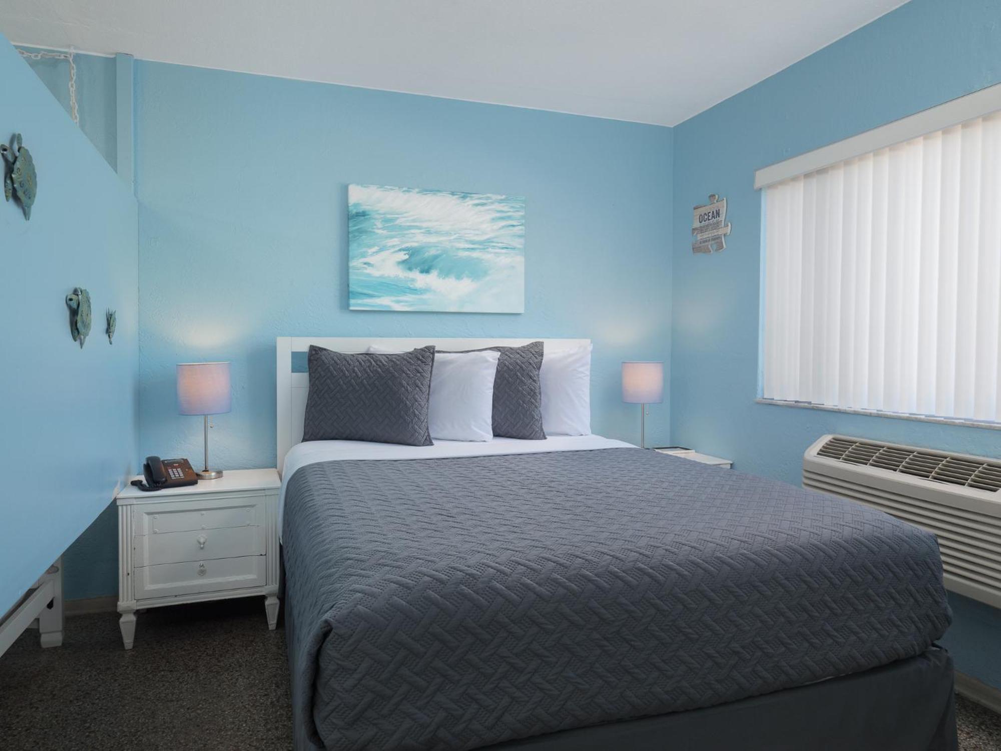 One-Bedroom Suite - Non-Smoking - Photo 20