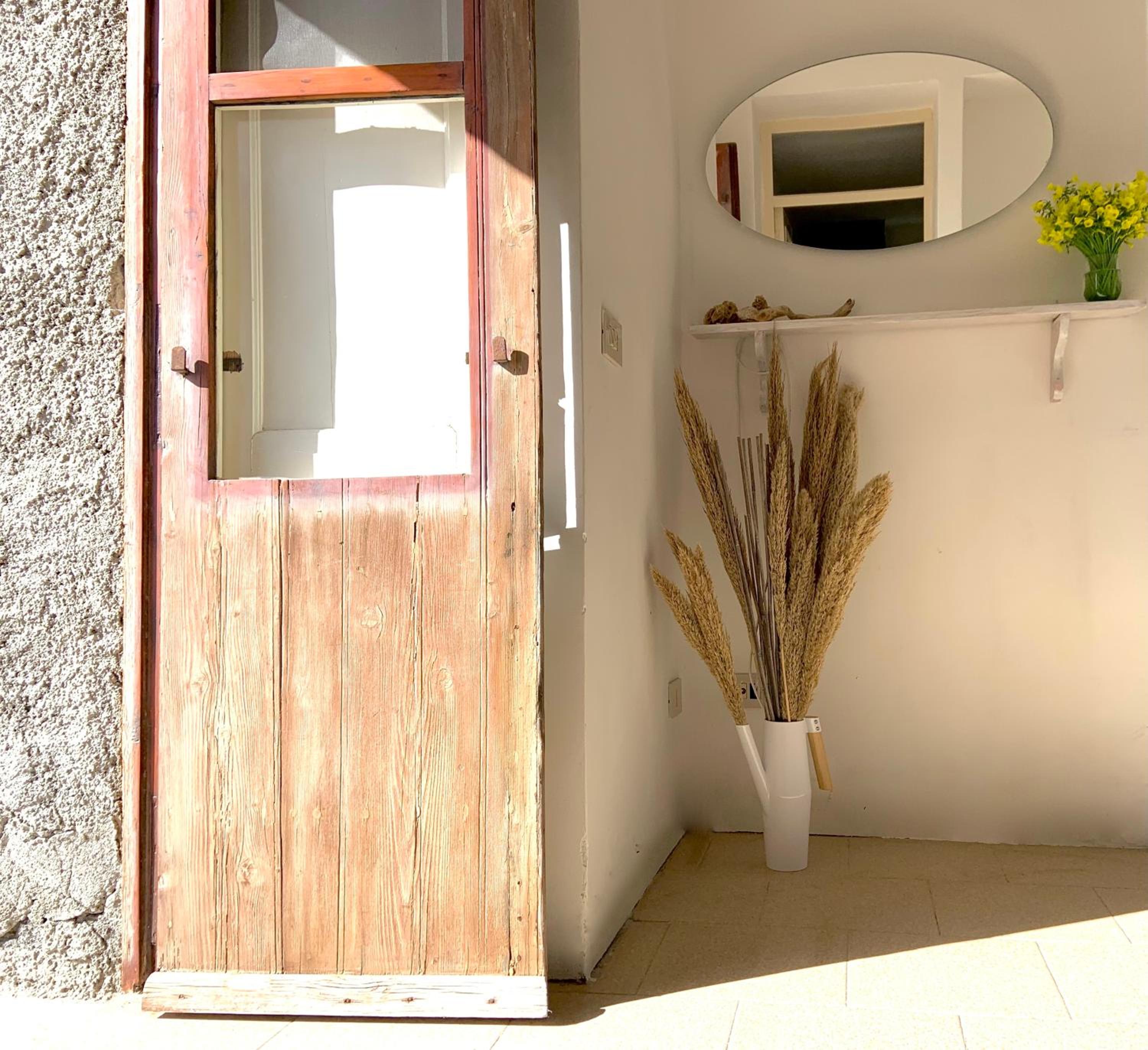 Economy Apartment With Sea View photo 3