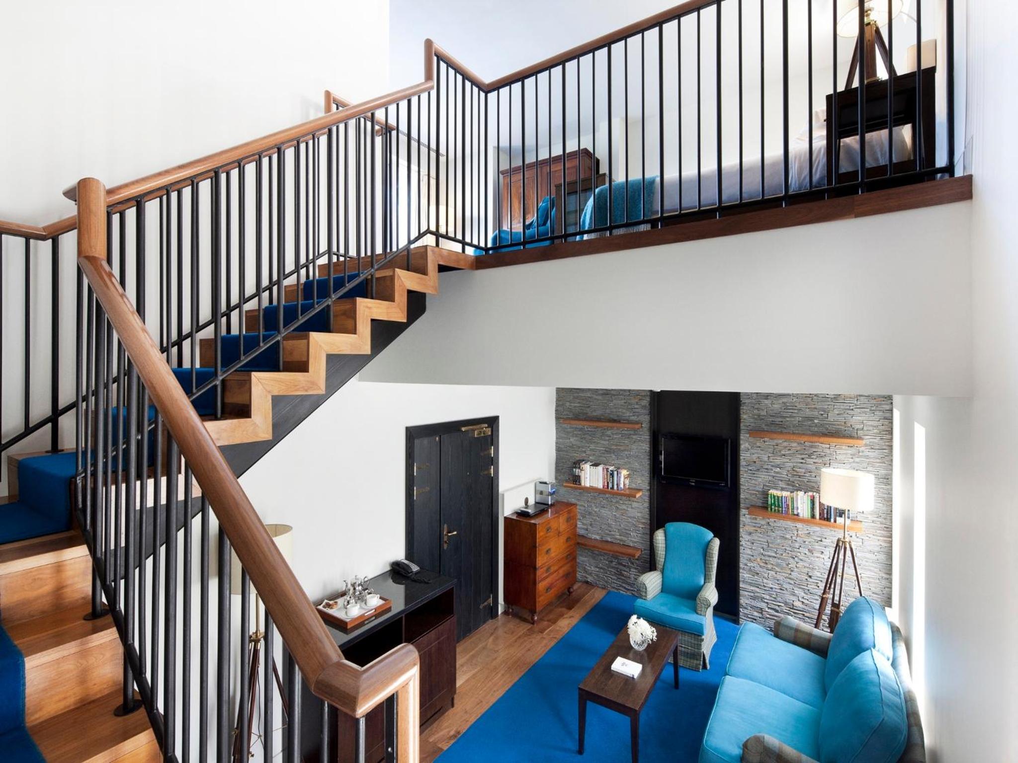 Cliff Veranda Suite