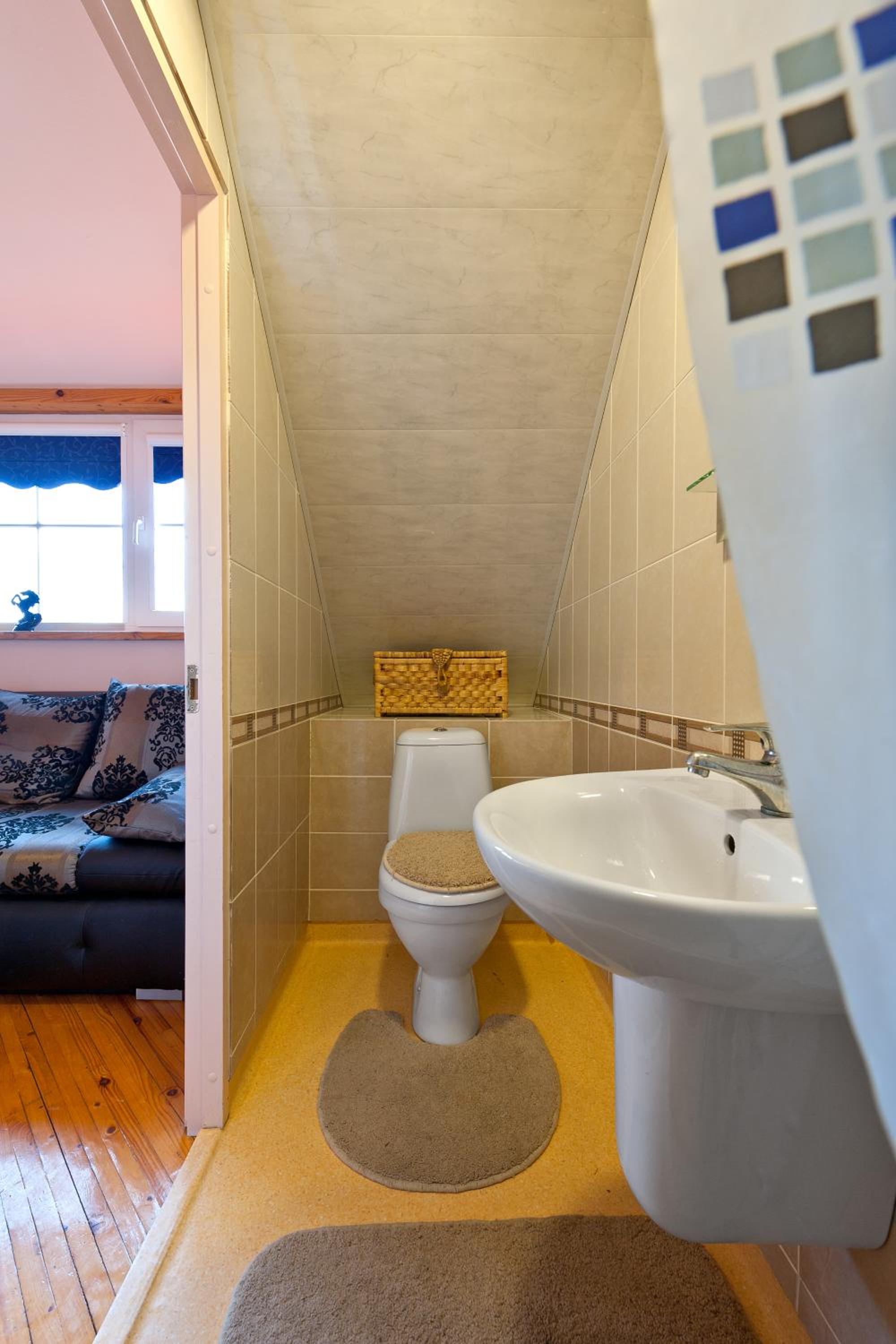 Triple Room (2 Adults + 1 Child) - Photo 3