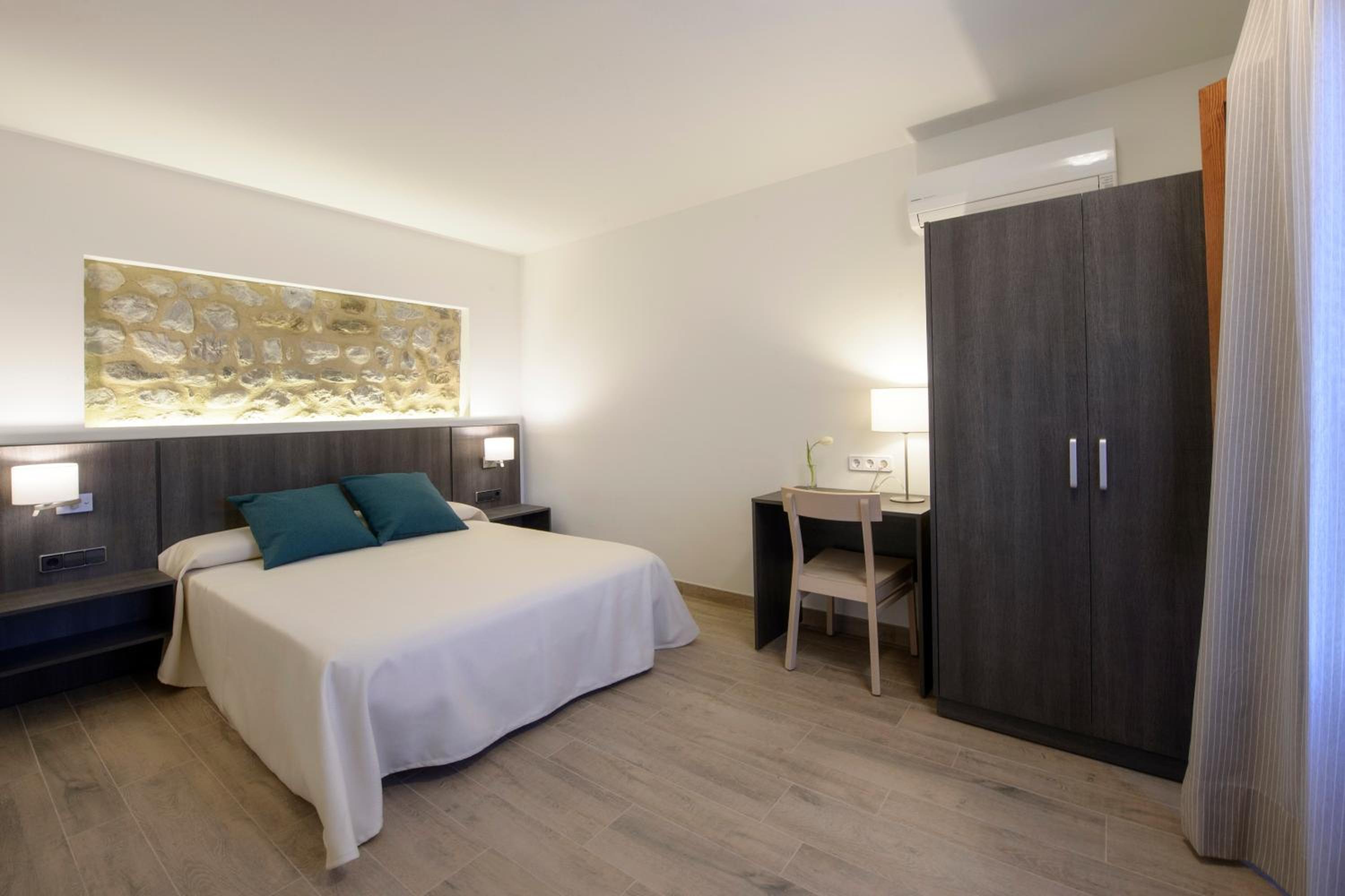 Habitación Doble - Acceso para Personas con Discapacidad - En La Masía