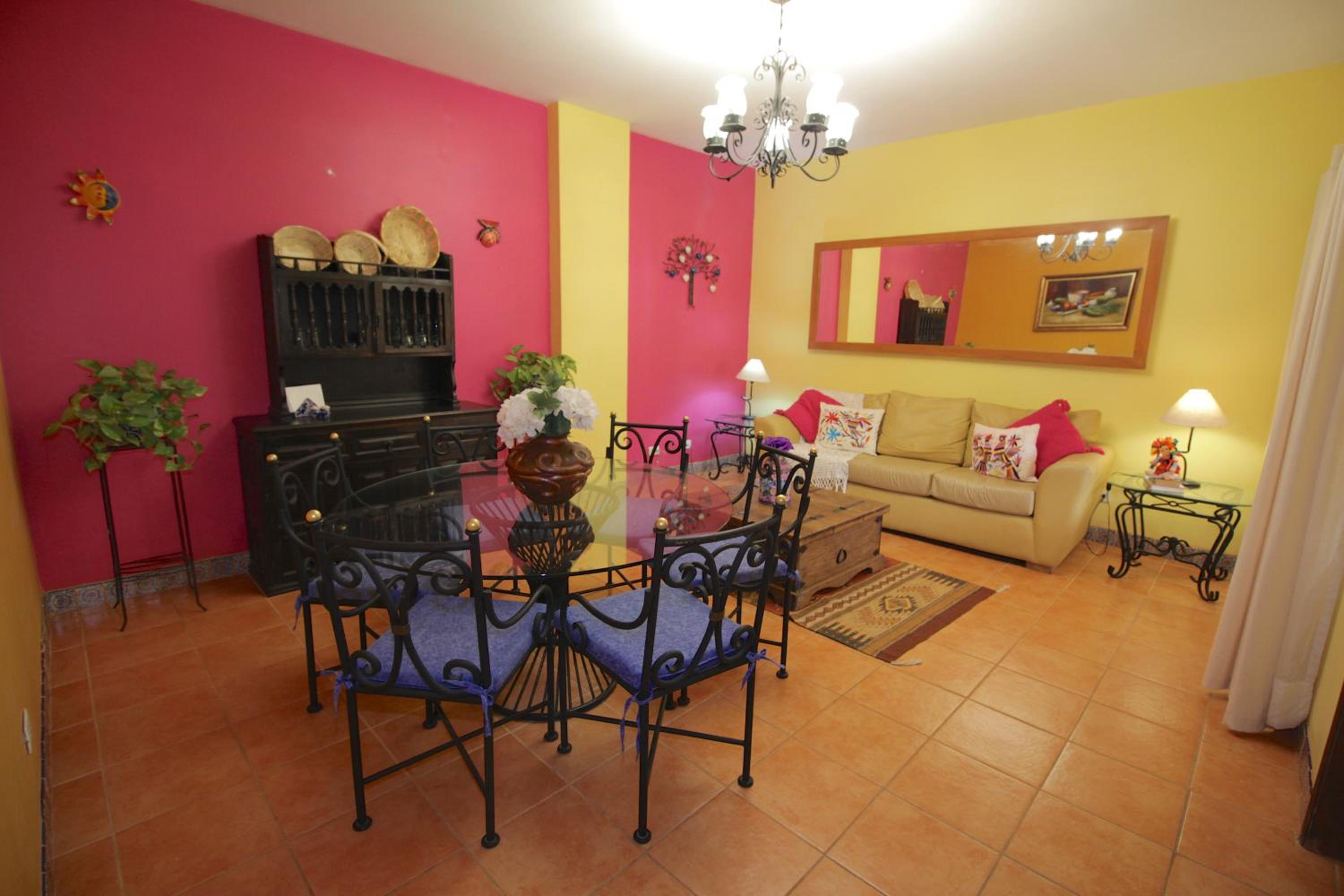 Apartment - Split Level - Photo 8