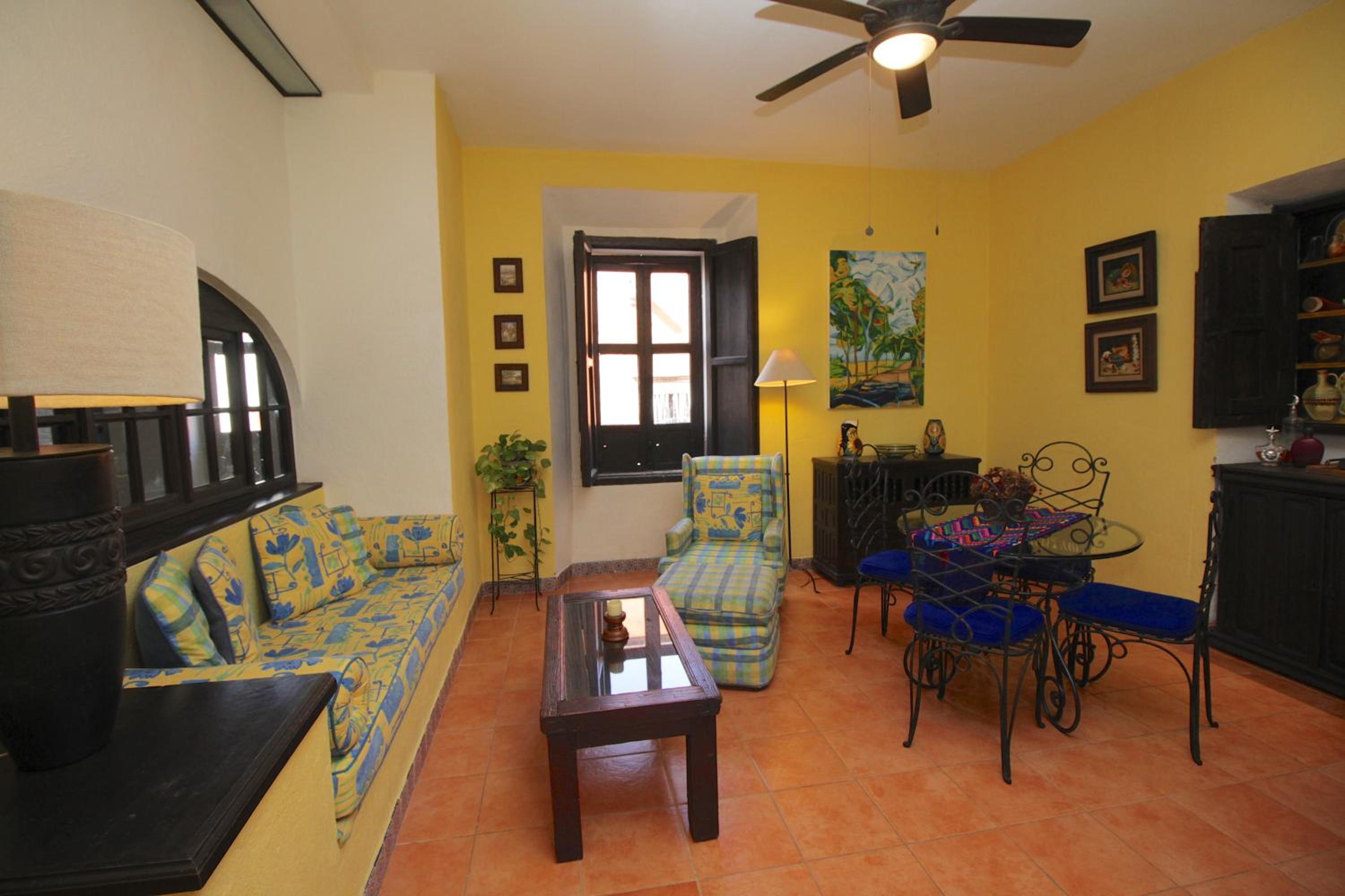 Double Room with Two Double Beds - Photo 6