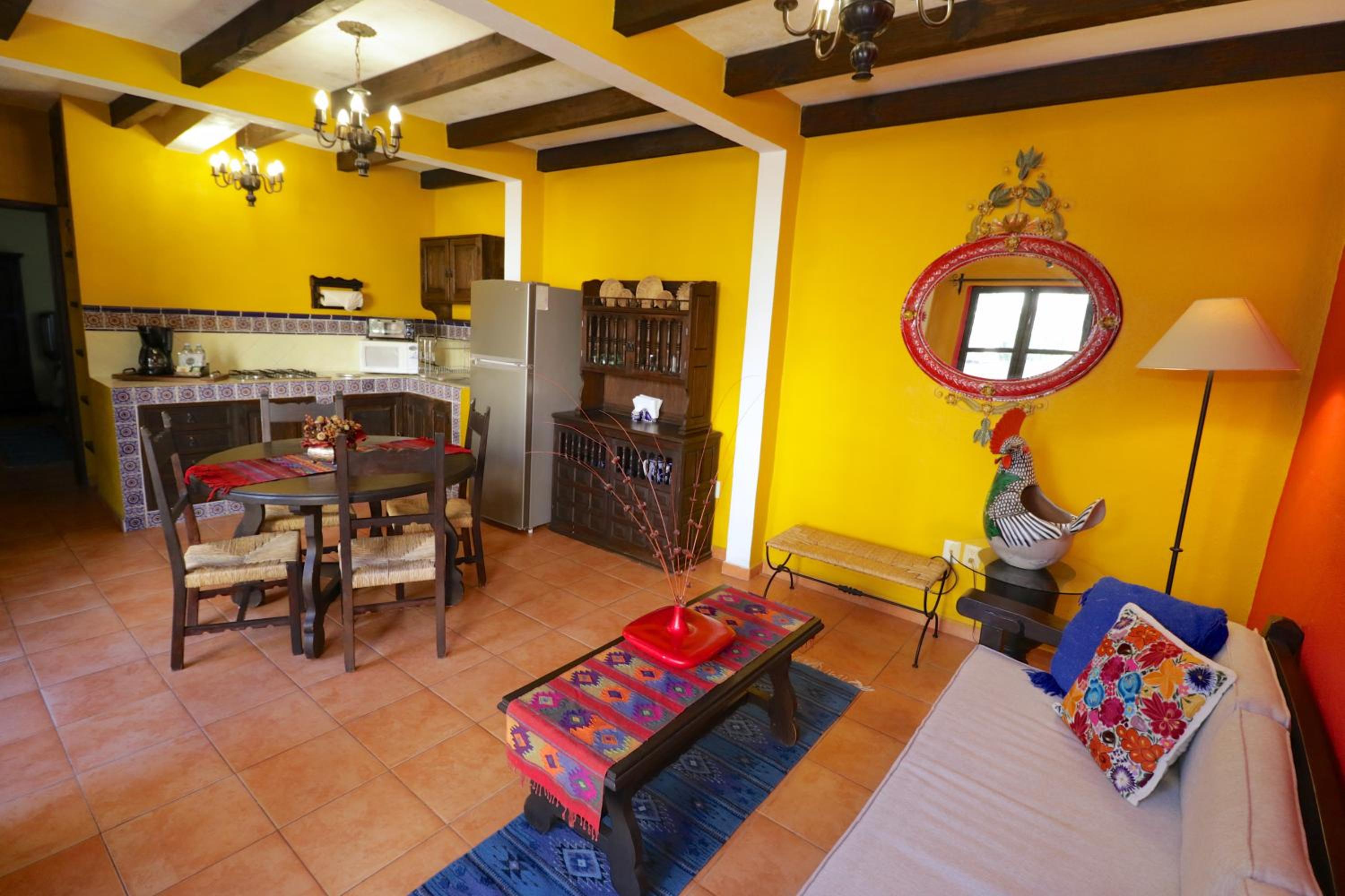 Double Room with Two Double Beds - Photo 8