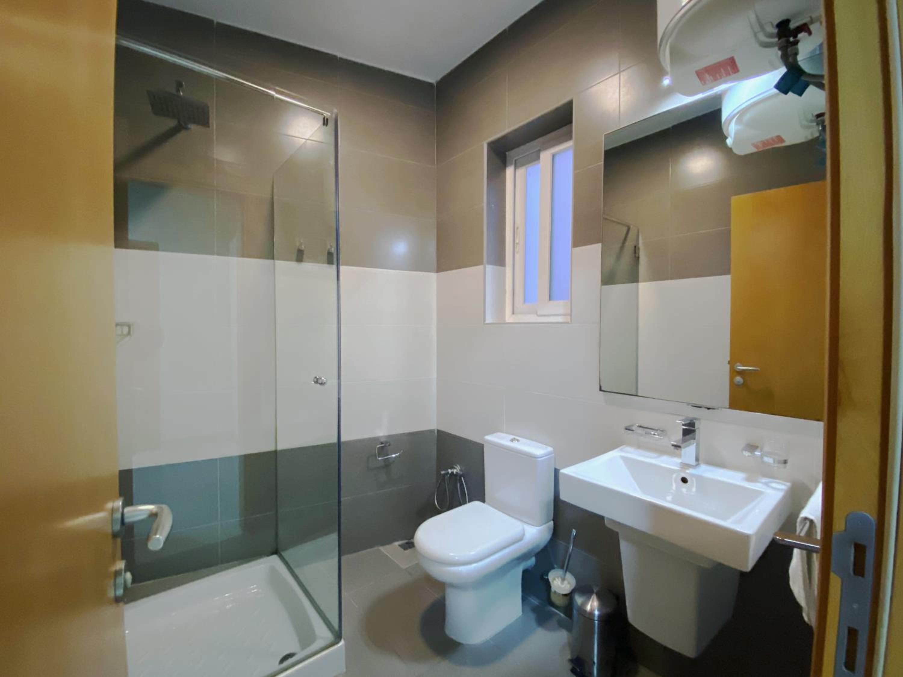 One-Bedroom Apartment - Photo 7
