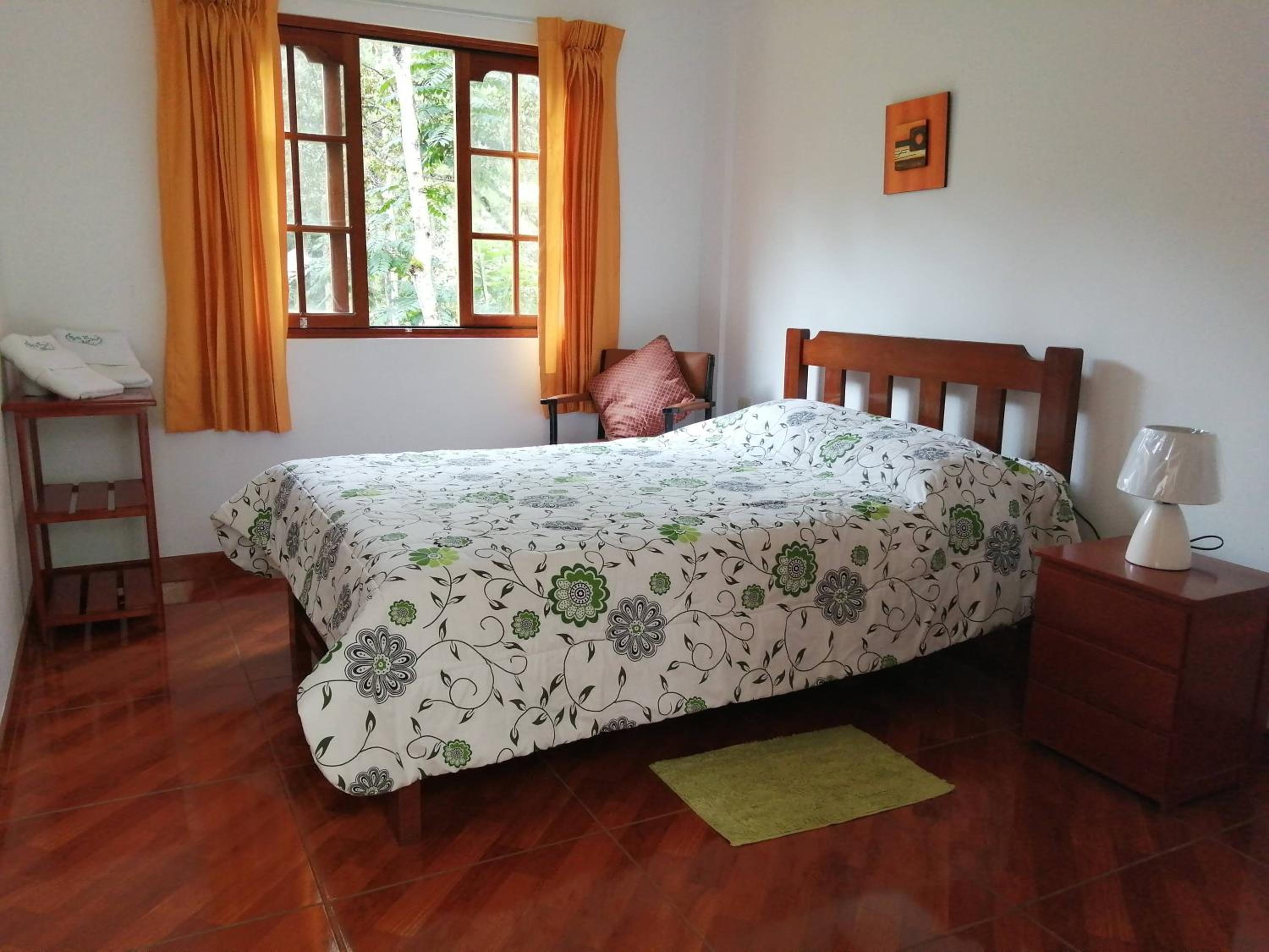 Double Room with Shared Bathroom photo 1