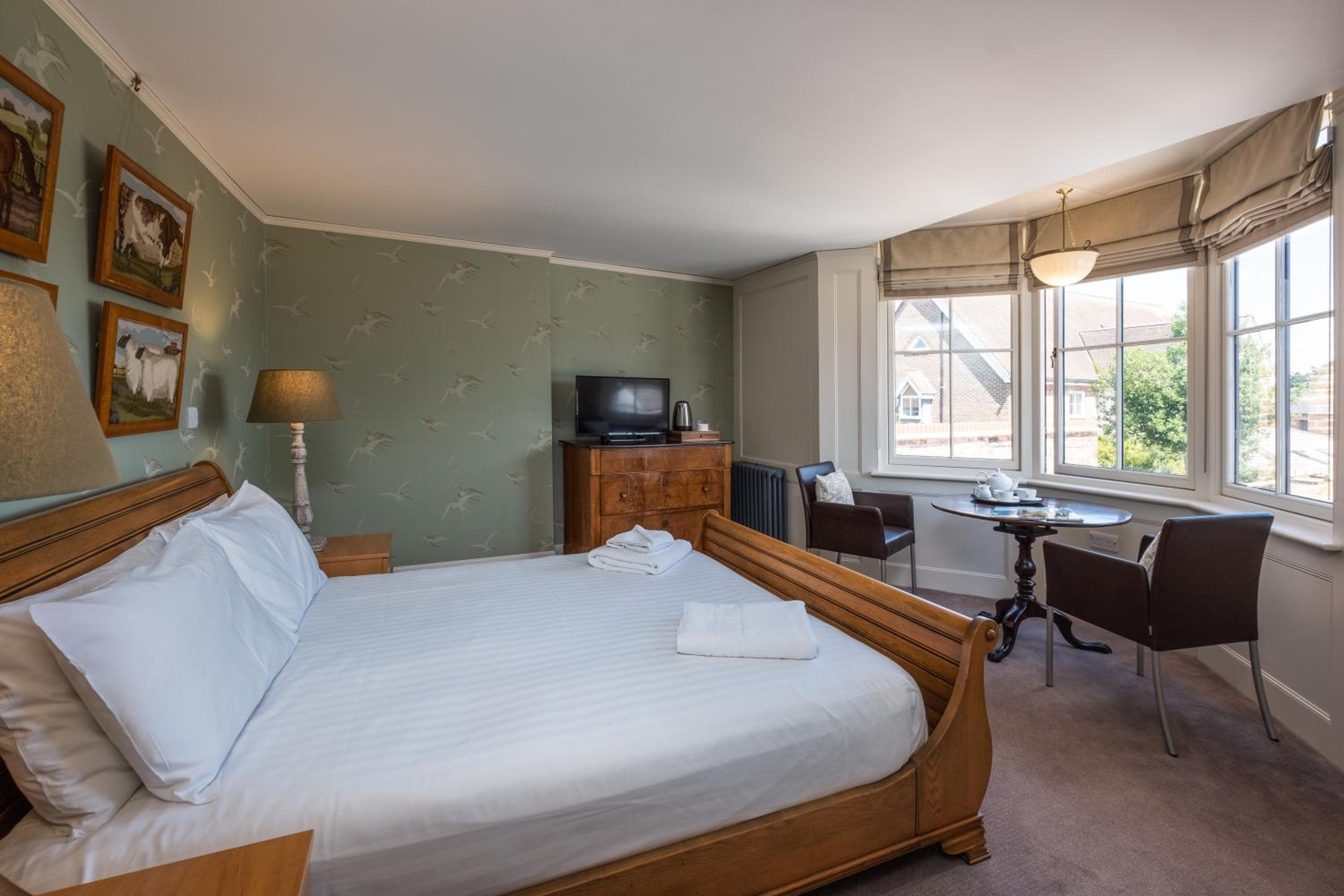 Superior King Room