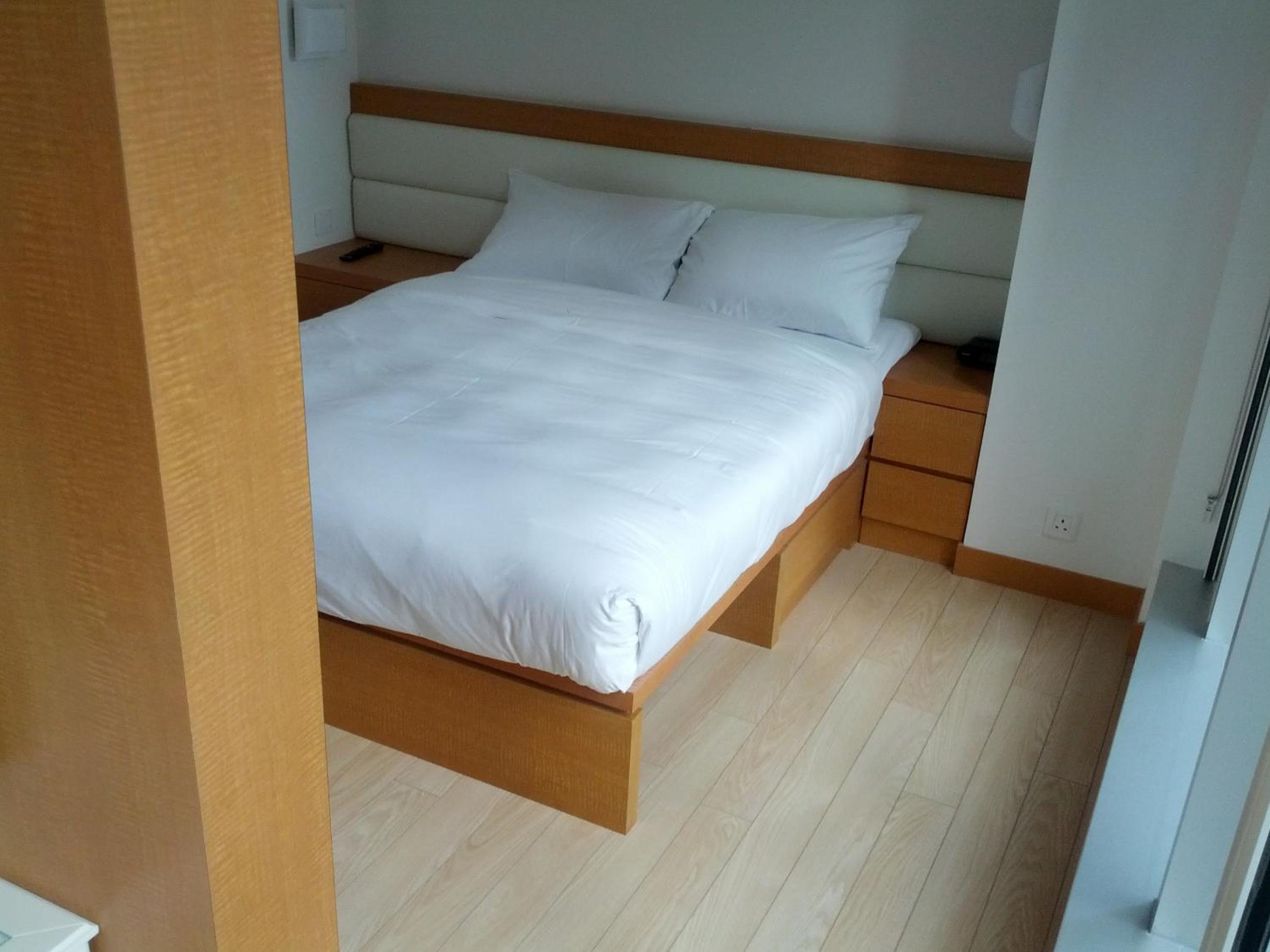 One-Bedroom Apartment with Terrace