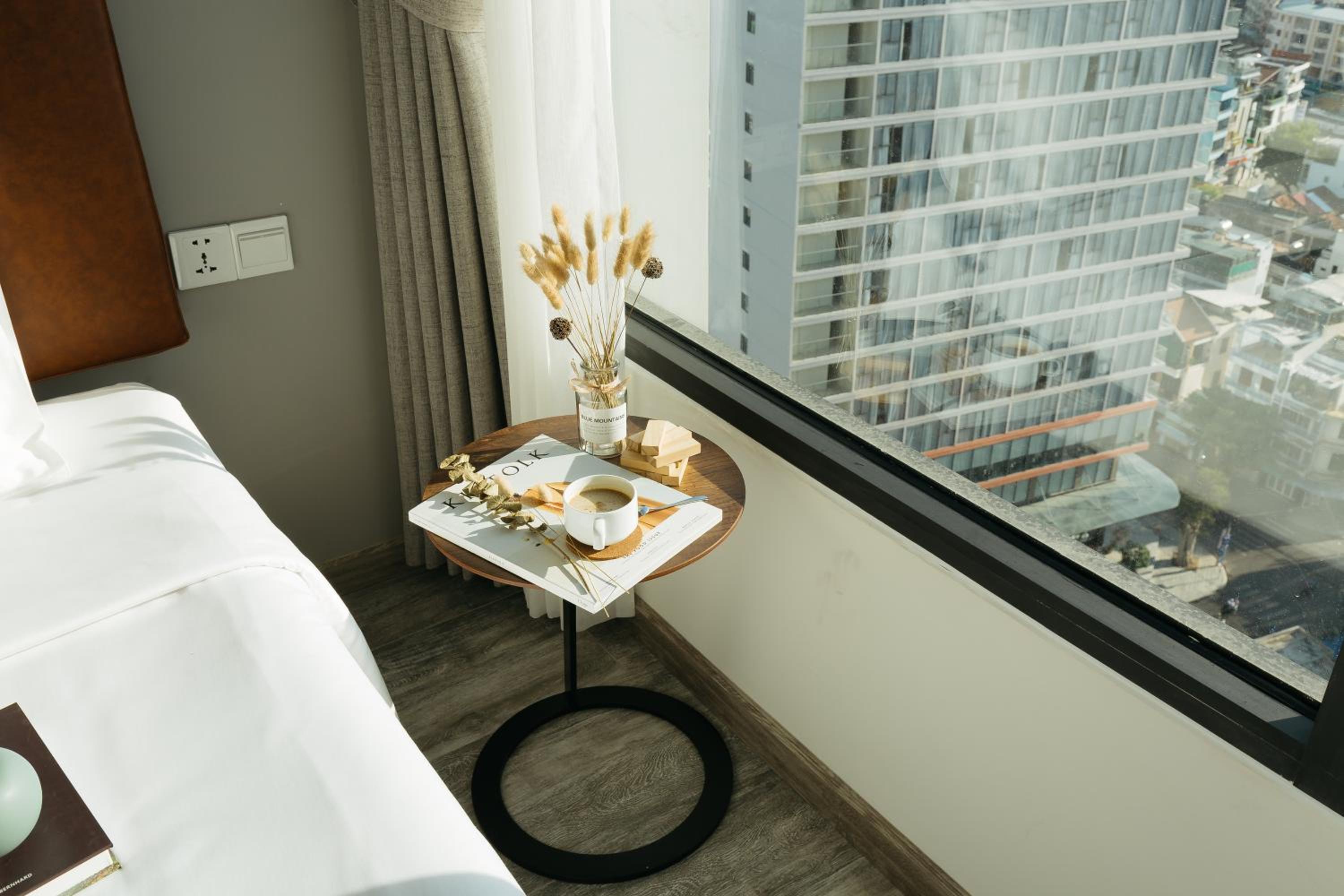 Superior Twin Room with Sea View - Photo 9