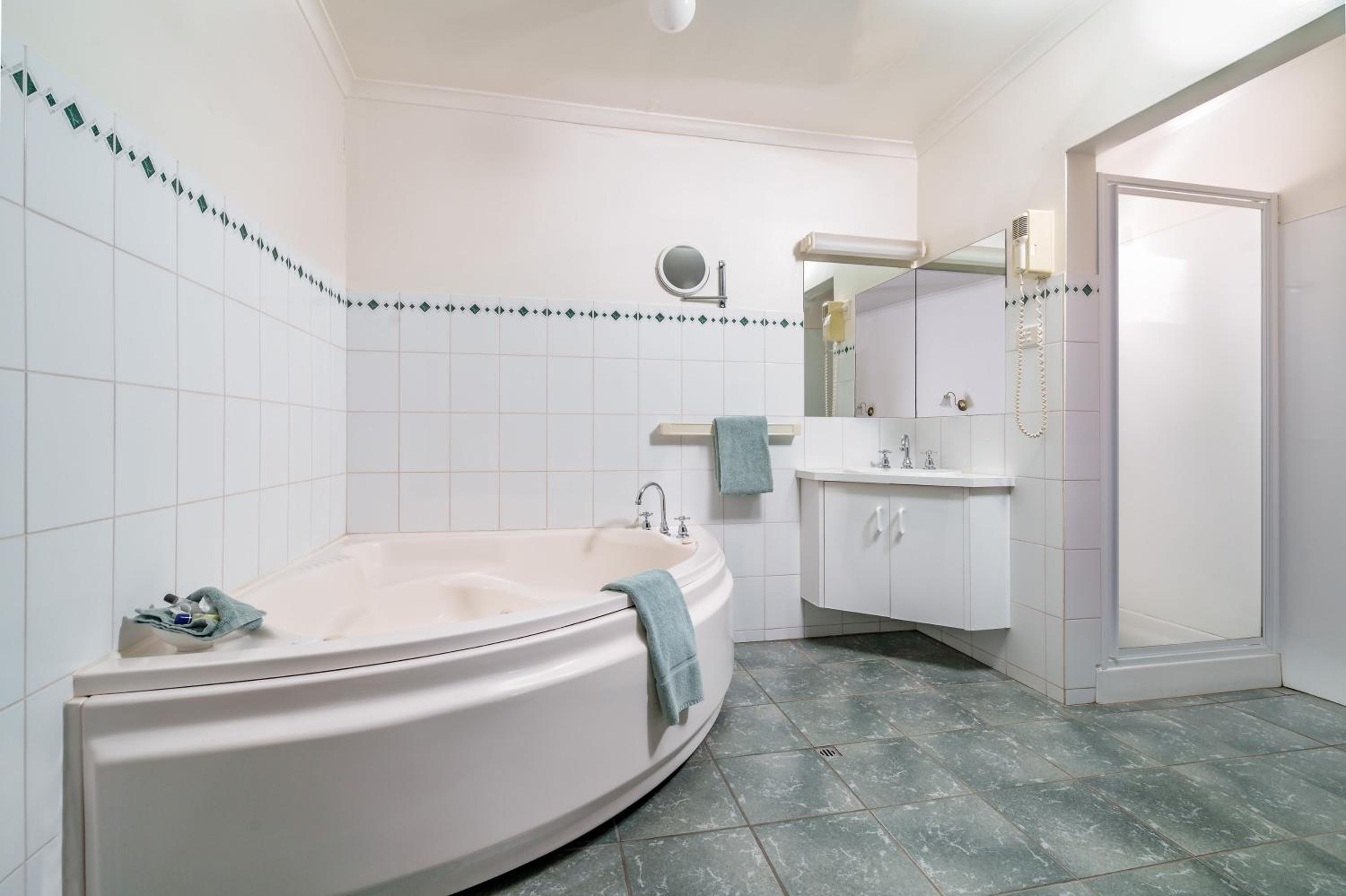 Spa Room photo 2