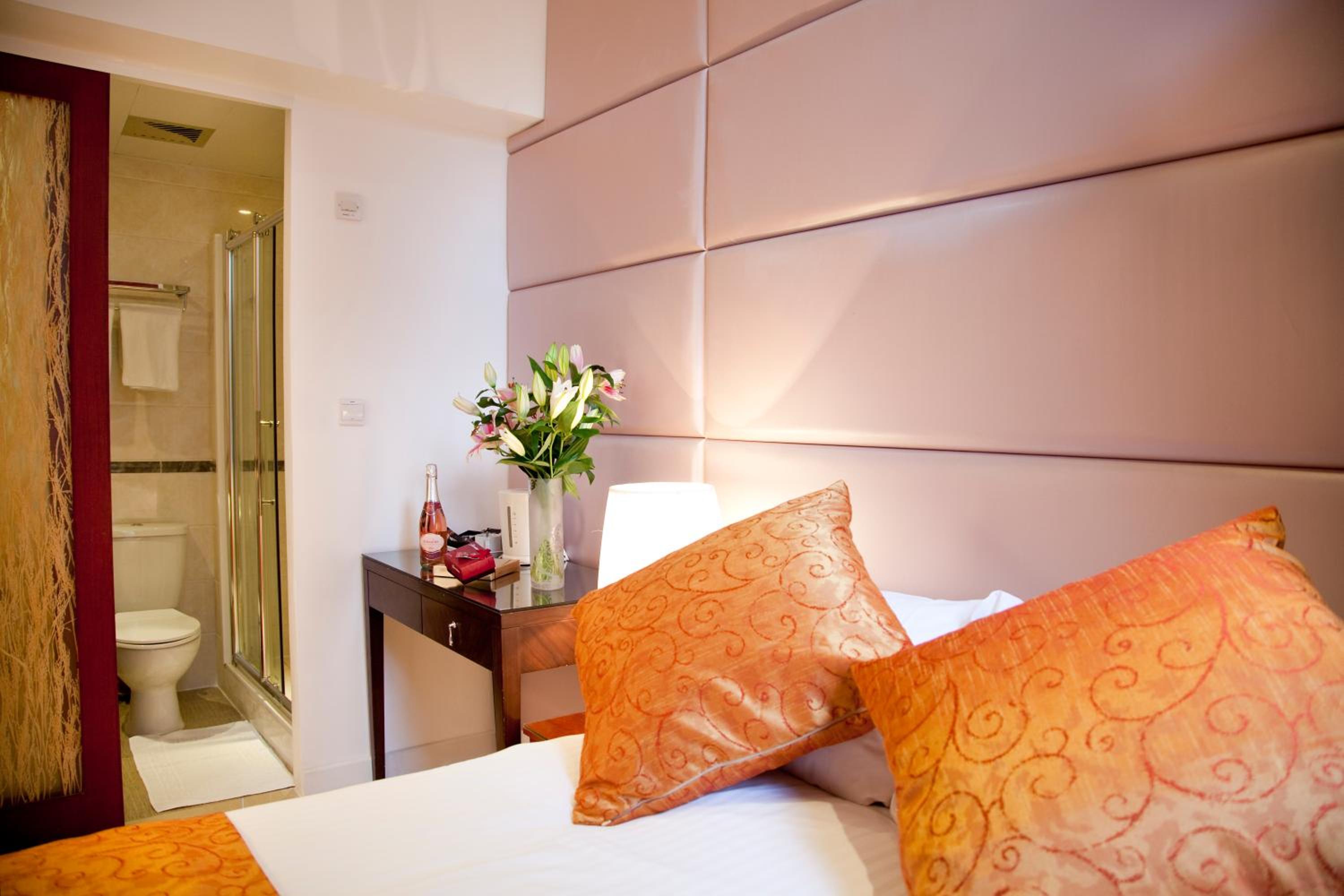 Standard Double Room photo 1