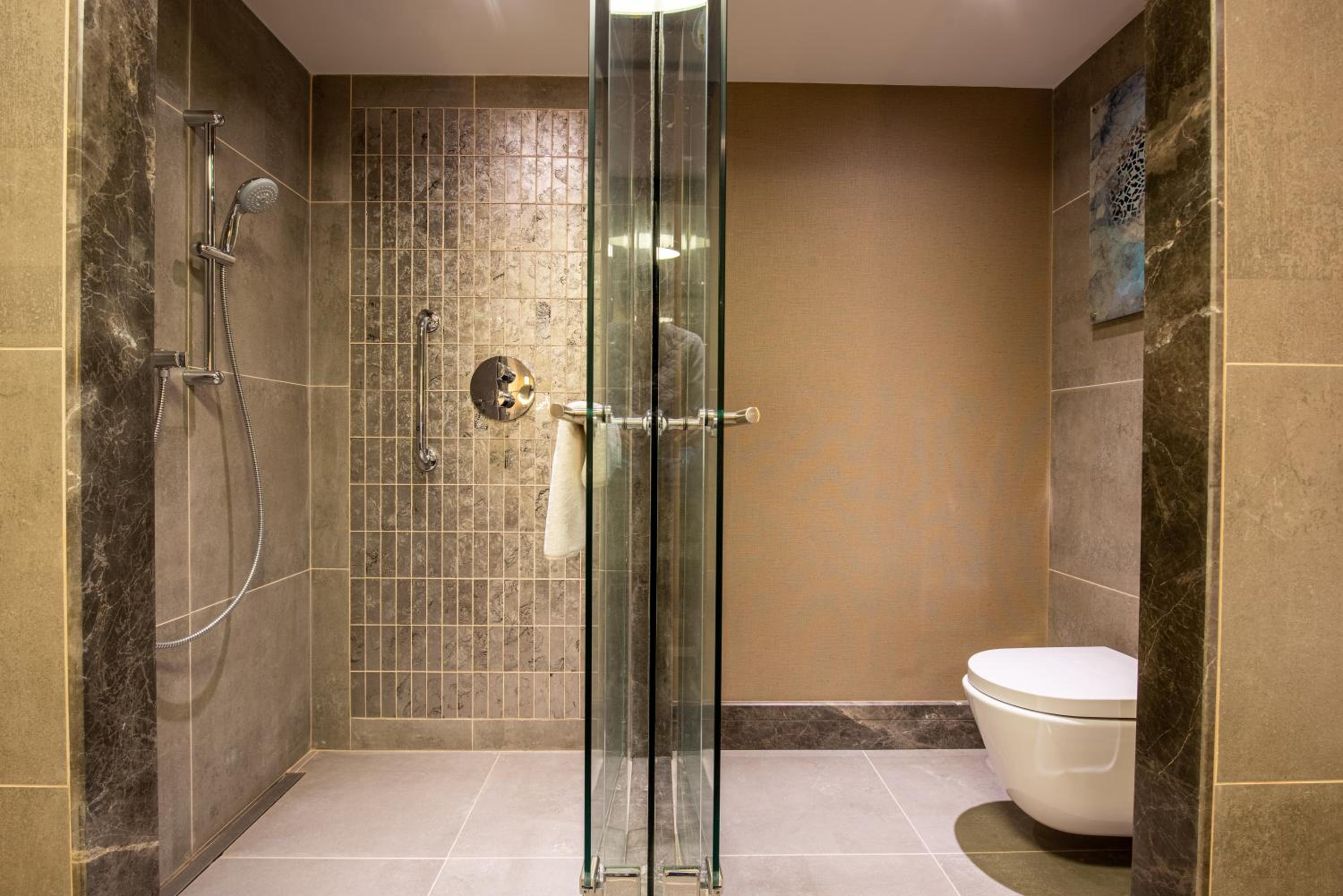 Junior Suite - Photo 8