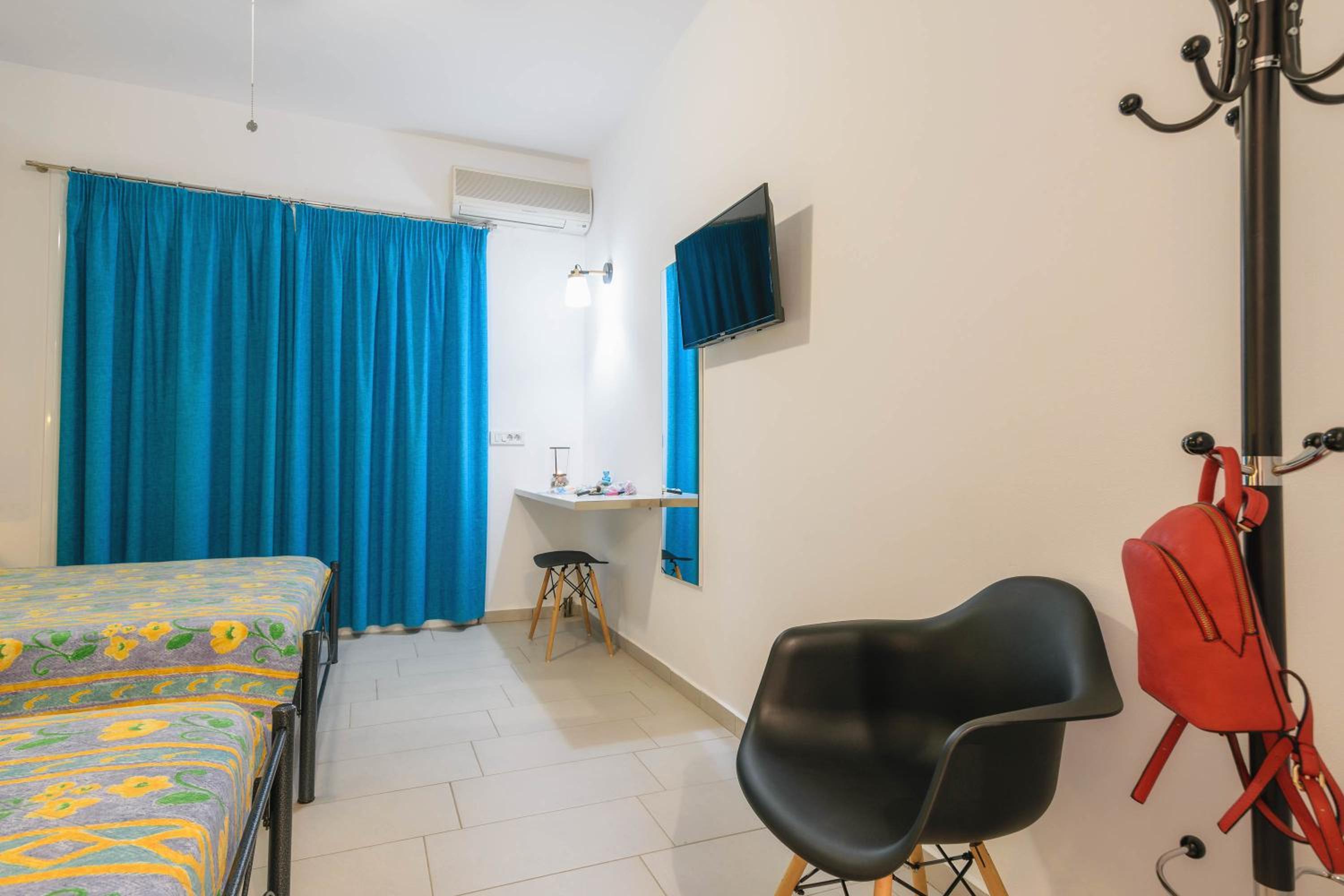 Studio with Balcony - Photo 44