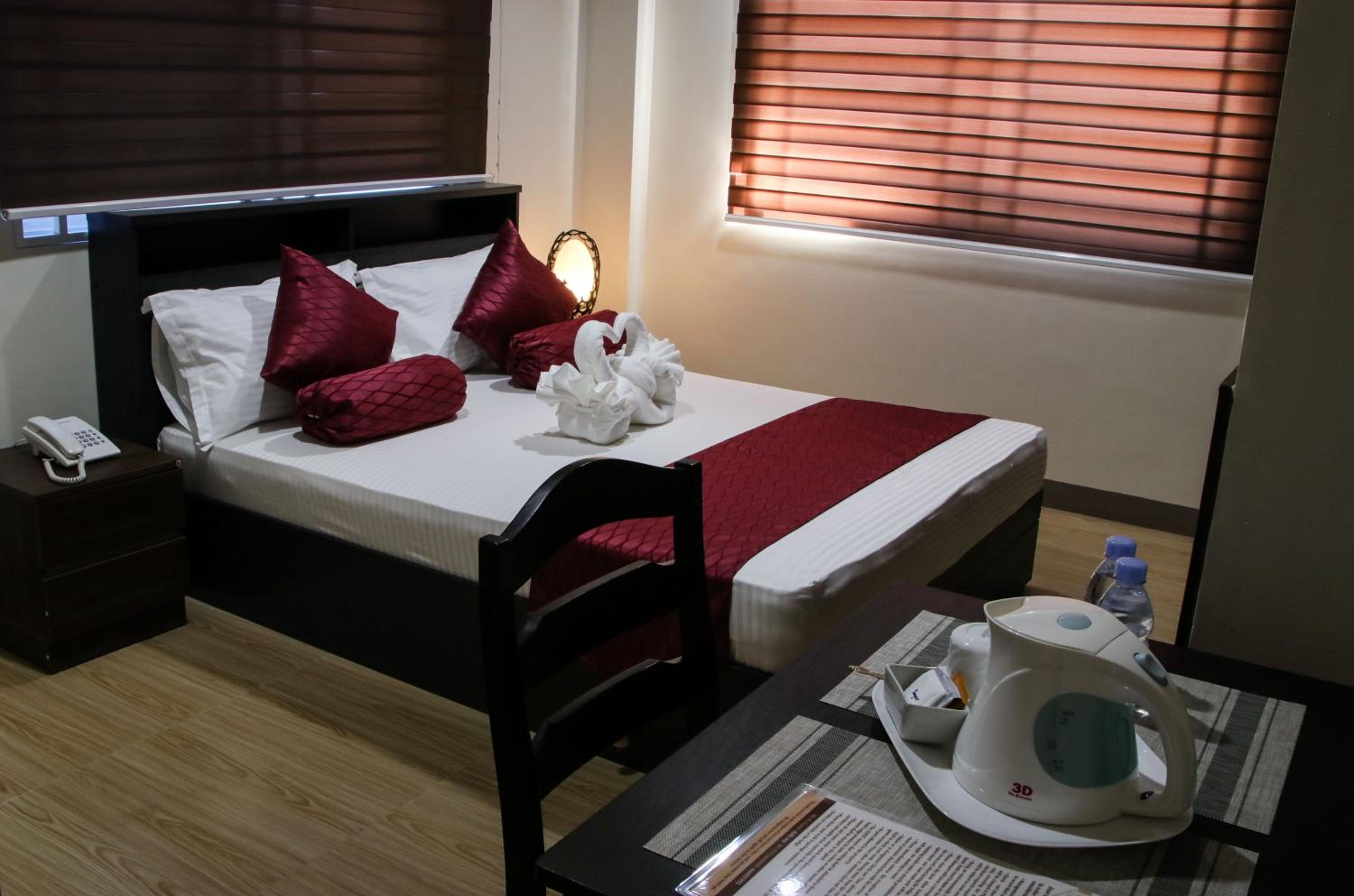 Deluxe Room - Photo 3