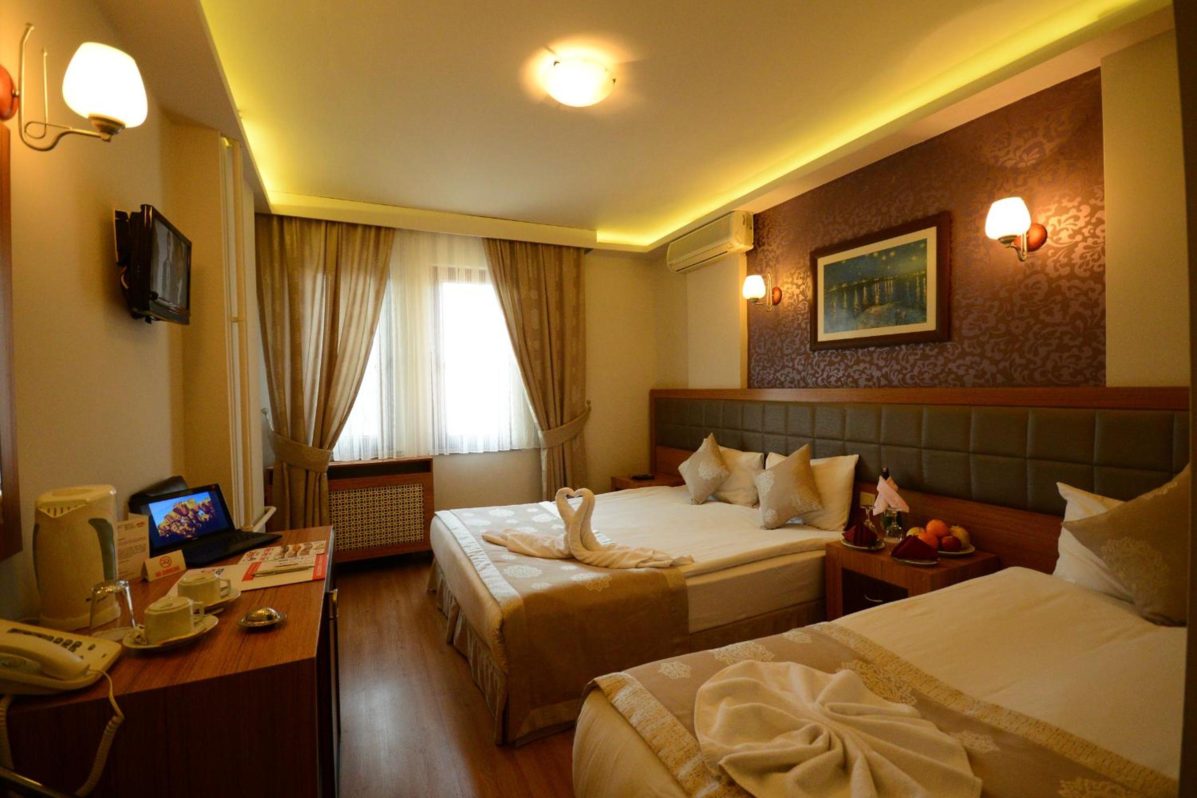Superior Triple Room - Photo 1