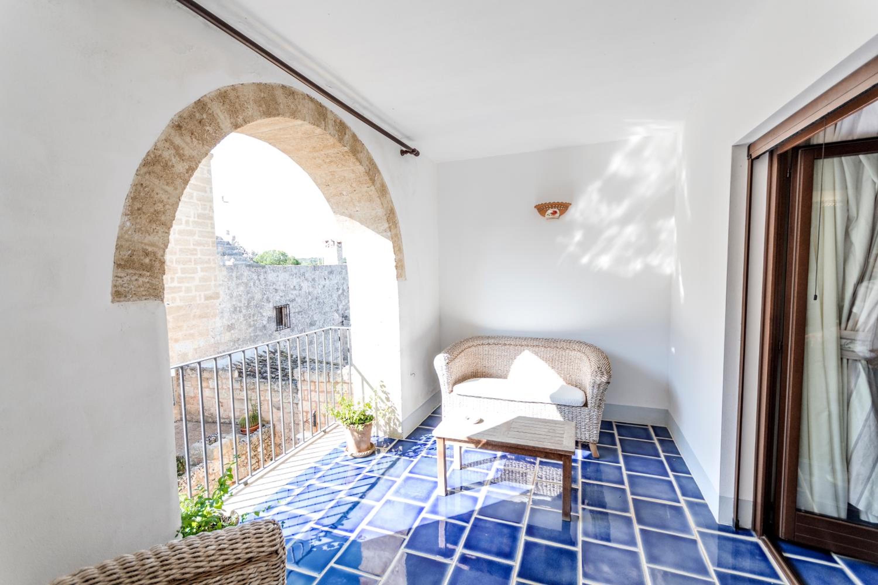 Family Room with Terrace photo 2