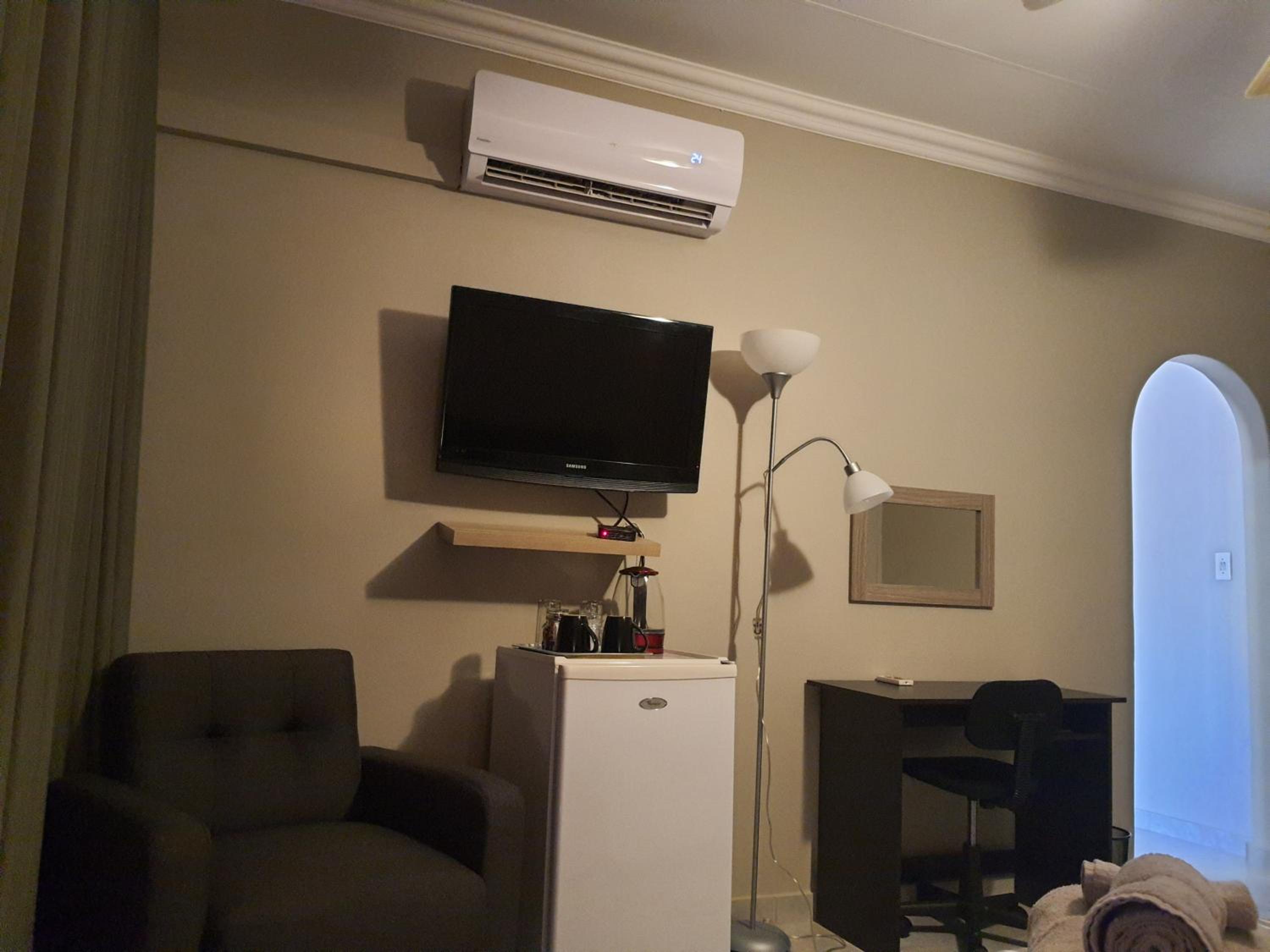 Standard Double Room photo 3