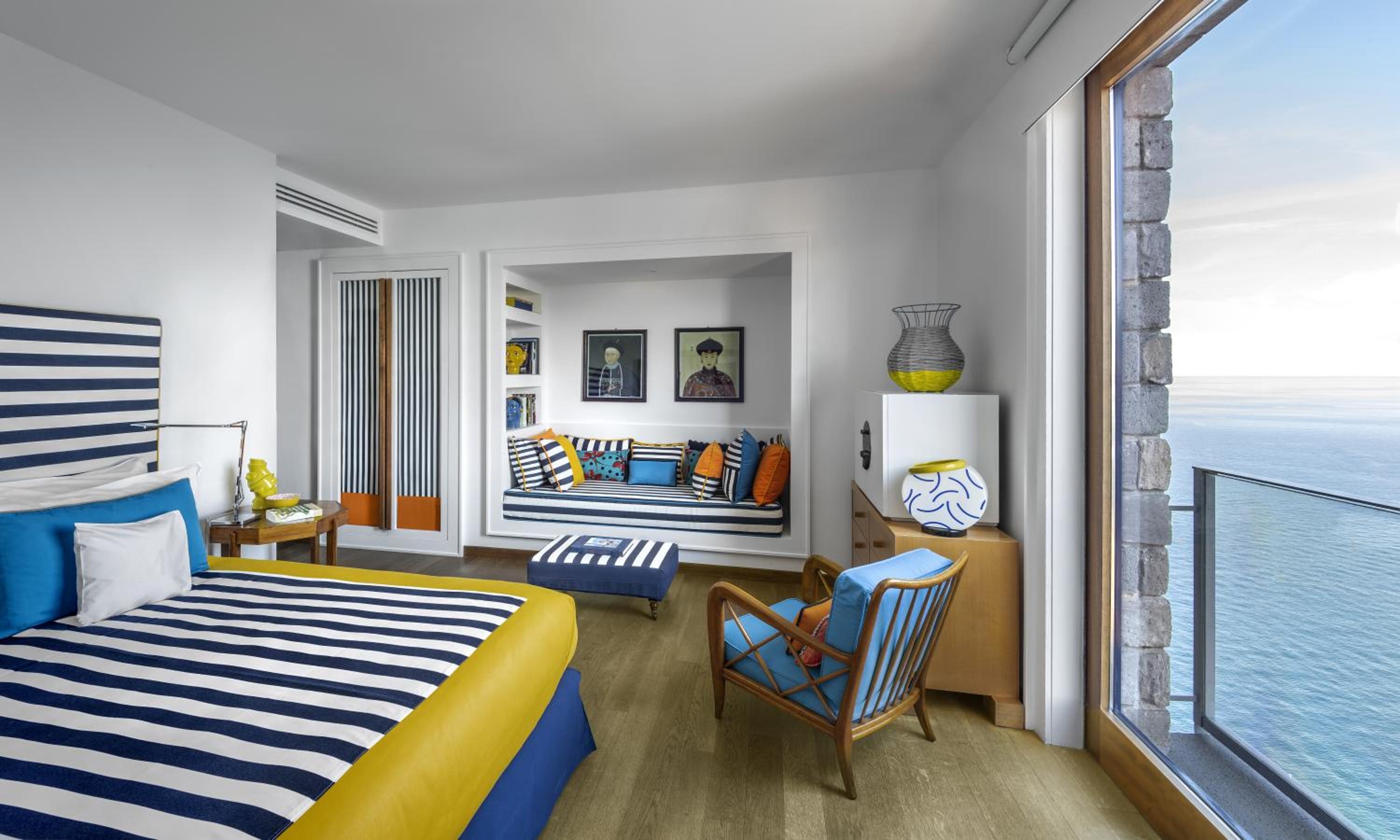 Deluxe Double Room with Sea View - Photo 6