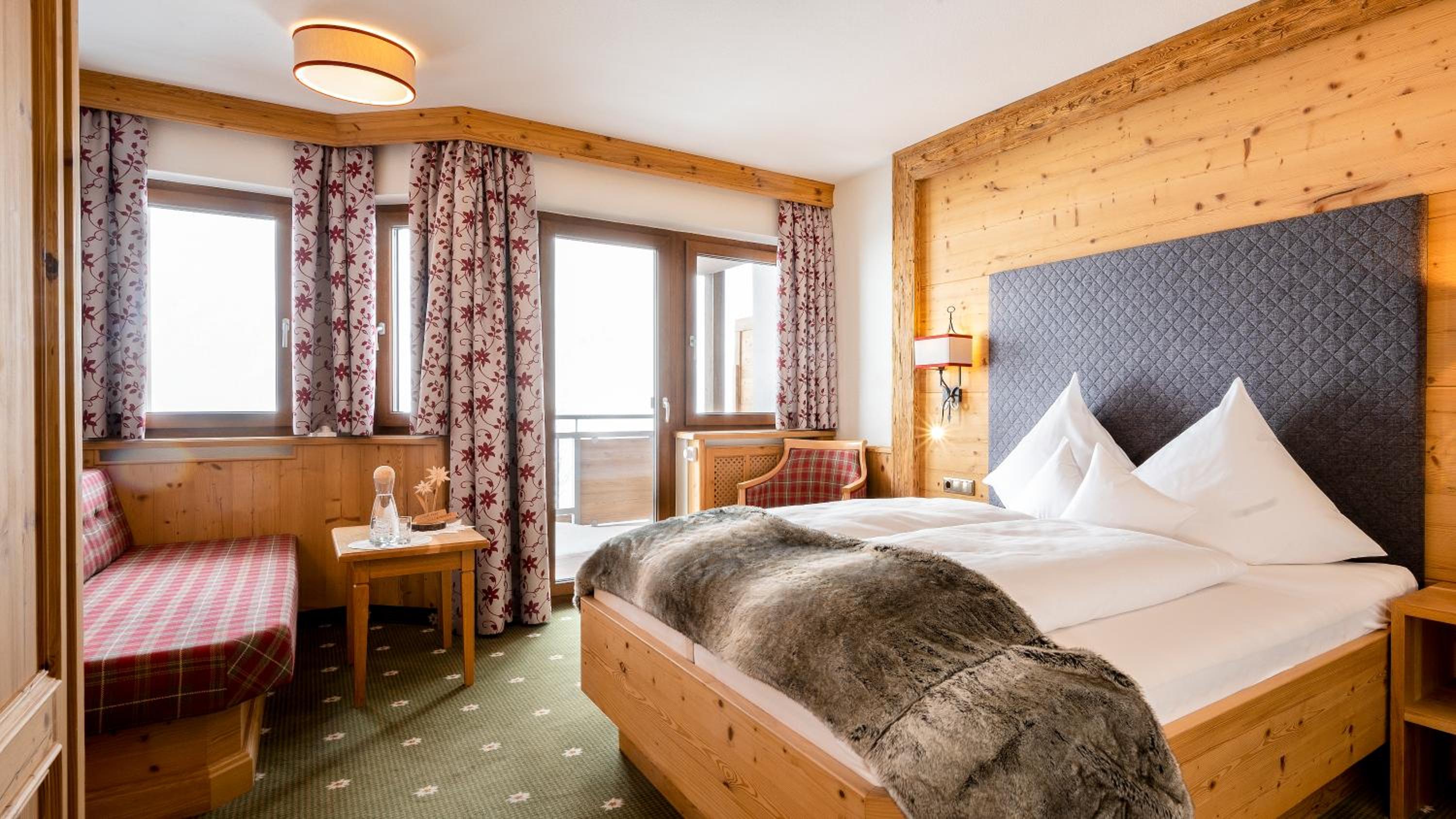 Double Room - Photo 6