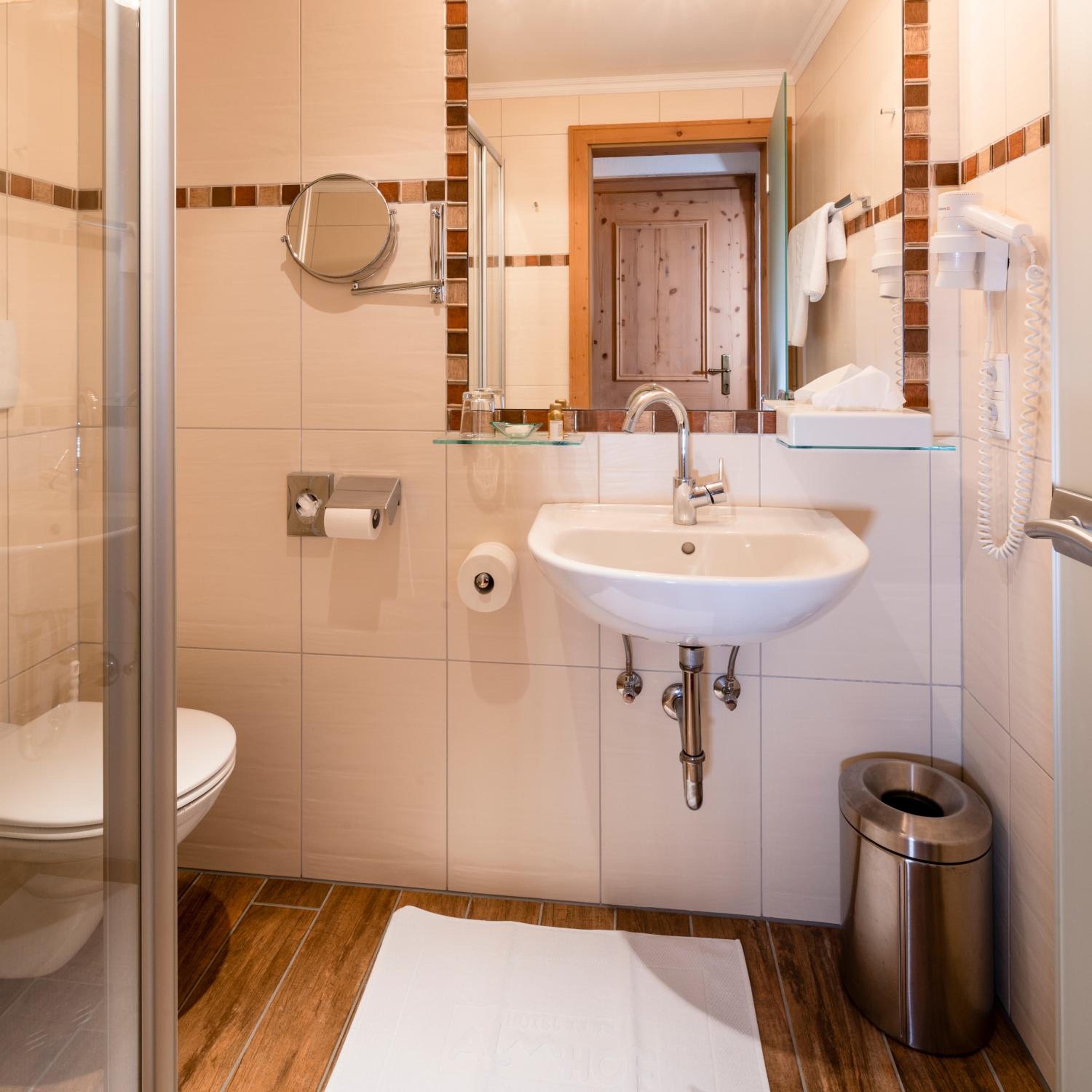 Single Room photo 2