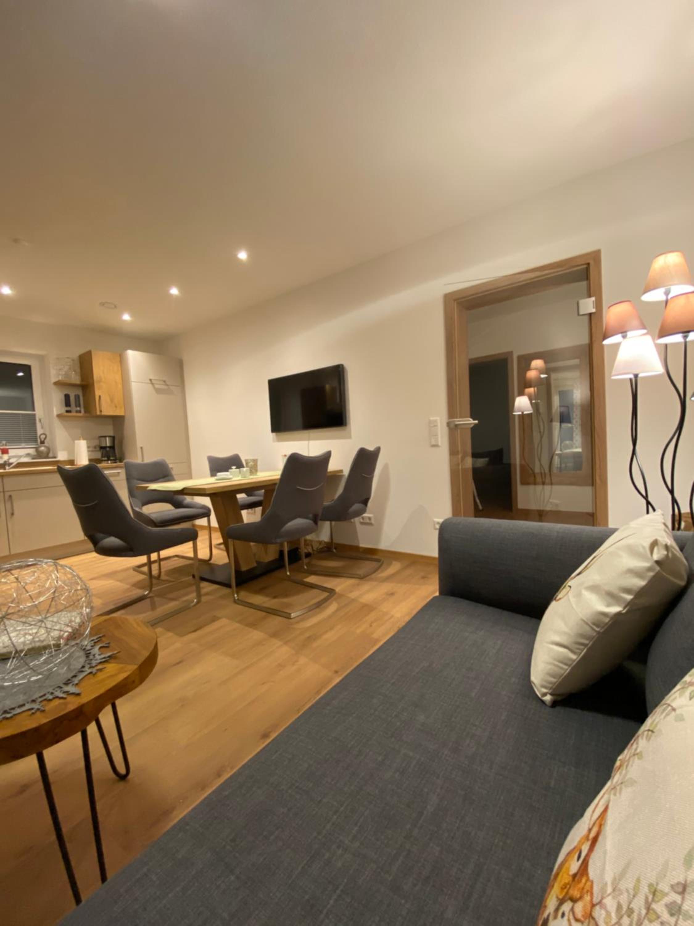 Three-Bedroom Apartment photo 2