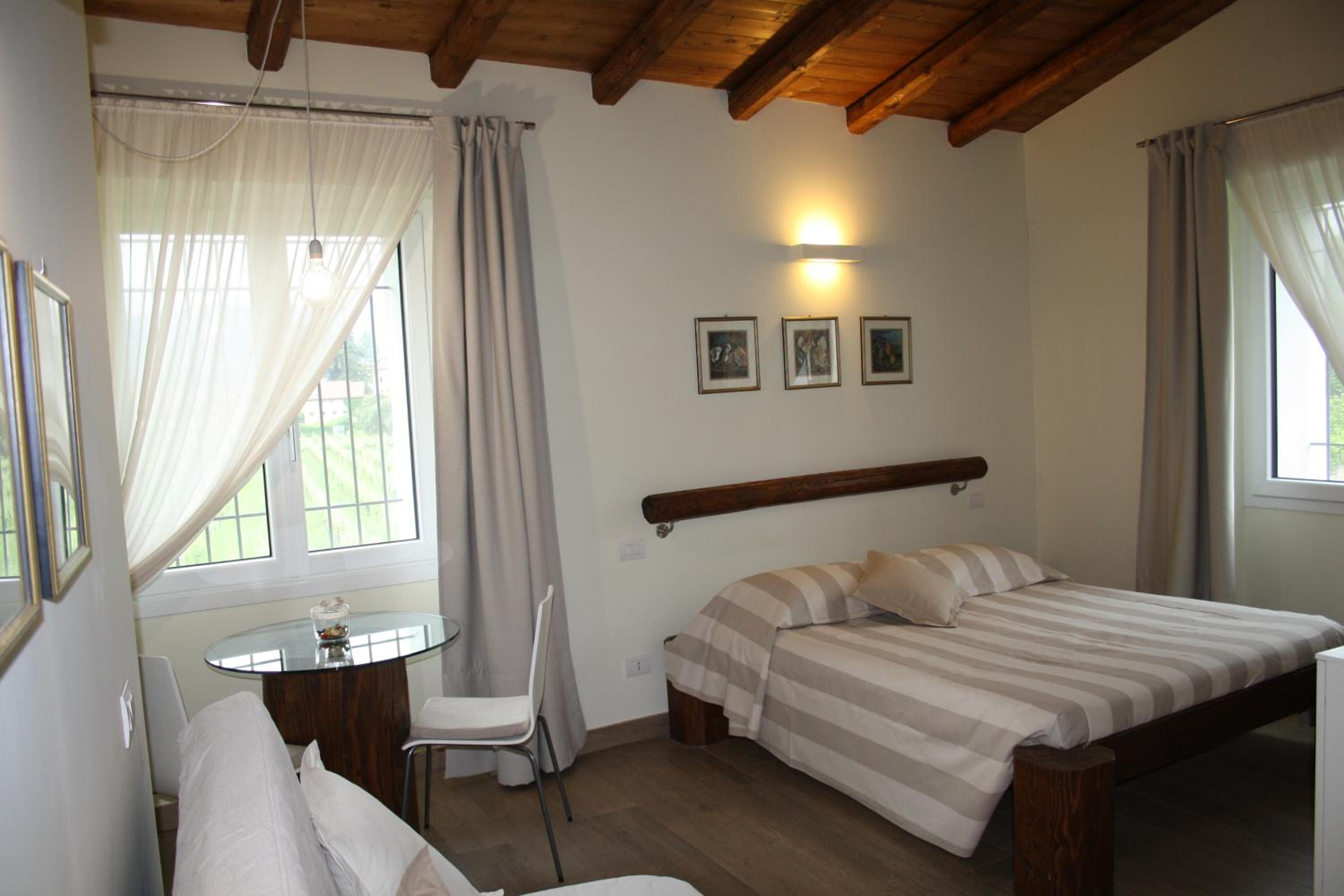 Double Room - Photo 1